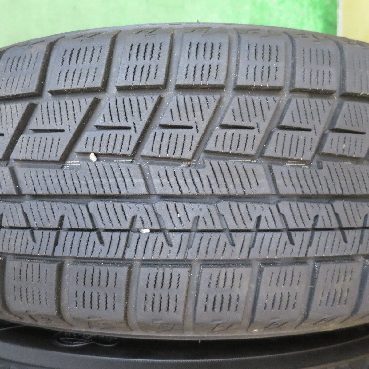 バリ溝!23年!キレイ!9.5分以上★スタッドレス 195/60R17 ヨコハマ アイスガード iG60 SMACK ENKEI スマック エンケイ 17インチ PCD114.3/5H★5100103NJス