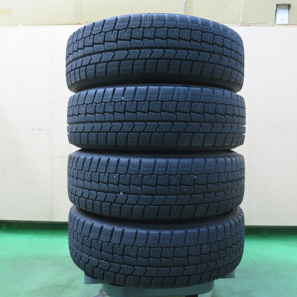 バリ溝!22年!キレイ!9.5分★スタッドレス 175/65R15 ダンロップ ウインターマックス WM02 EuroSpeed MANARAY SPORT ユーロスピード 15インチ PCD100/4H★5032204イス
