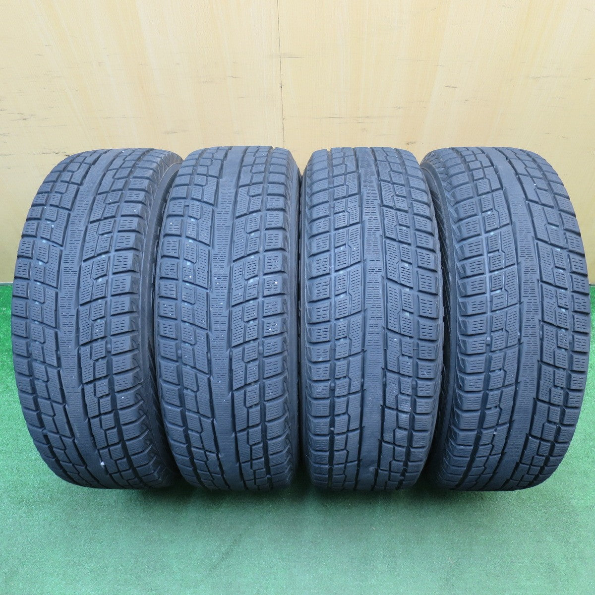キレイ★スタッドレス 225/65R17 ヨコハマ ジオランダー i/T-S GRASS グラス 17インチ PCD114.3/5H★5121902NJス
