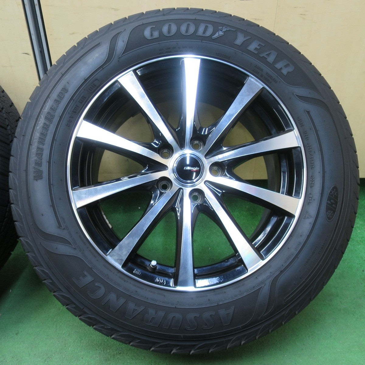 バリ溝 綺麗 9分★スタッドレス 225/65R17 グッドイヤー アシュアランス ウェザーレディ Galeria GS01 PCD114.3/5H★5011311イノ