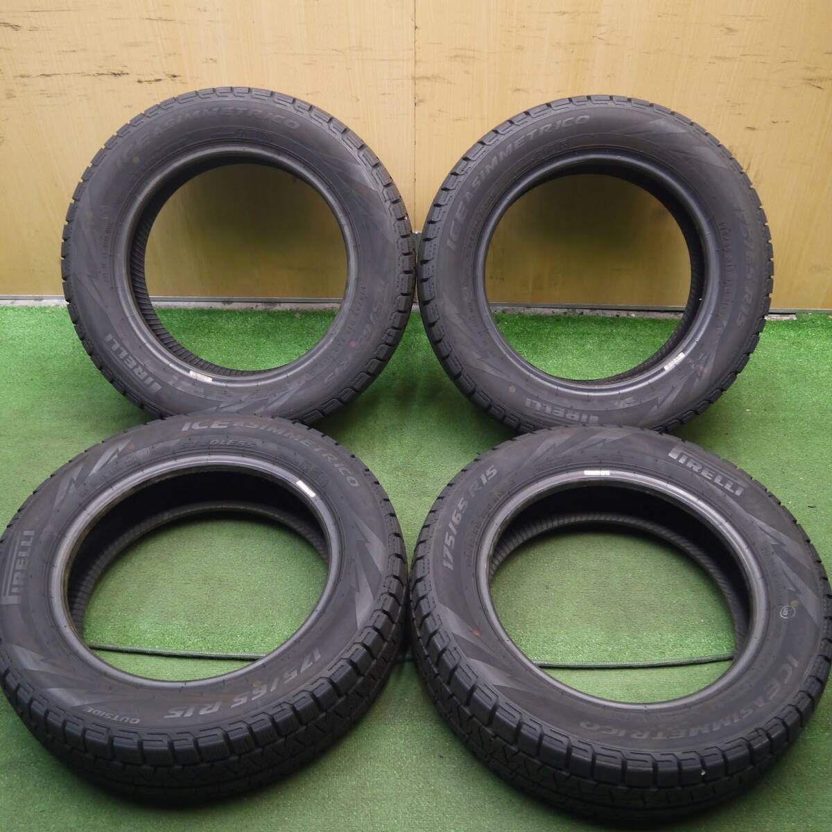 バリ溝!19年!9.5分以上★スタッドレス 175/65R15 ピレリ アイスアシンメトリコ タイヤ アクア ヴィッツ 等★3083006Hスタ