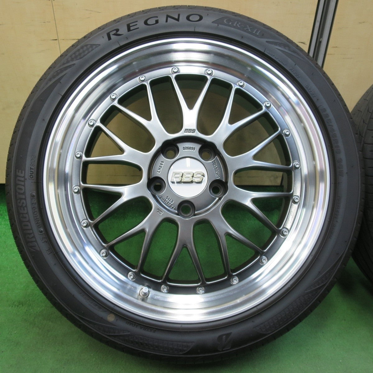 バリ溝!23年!キレイ!9.5分★BBS LM095 225/45R18 ブリヂストン レグノ GR-X2 18インチ PCD114.3/5H★5031009イノ