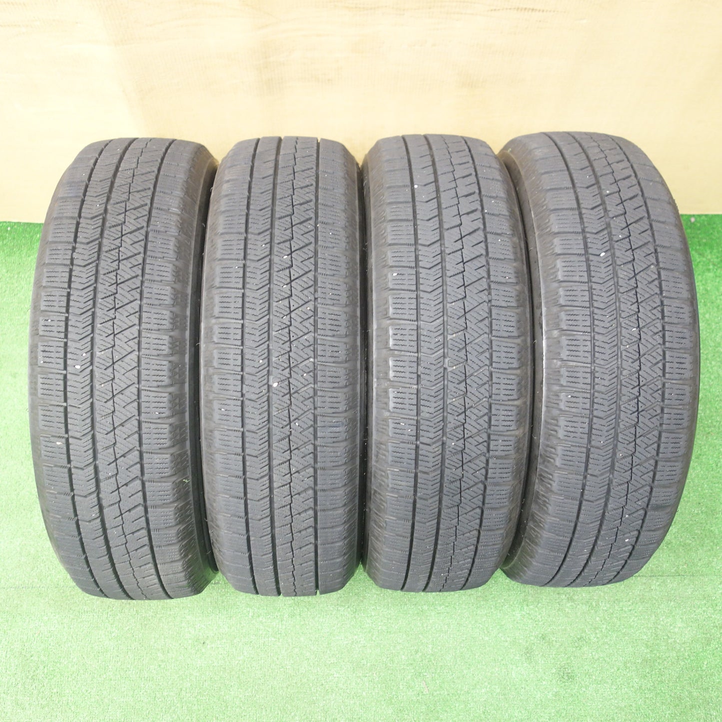 キレイ★スタッドレス 165/60R14 ブリヂストン ブリザック VRX2 JOKER ジョーカー 14インチ 軽サイズ エブリイ クリッパー 等 PCD100/4H★6031203KTス