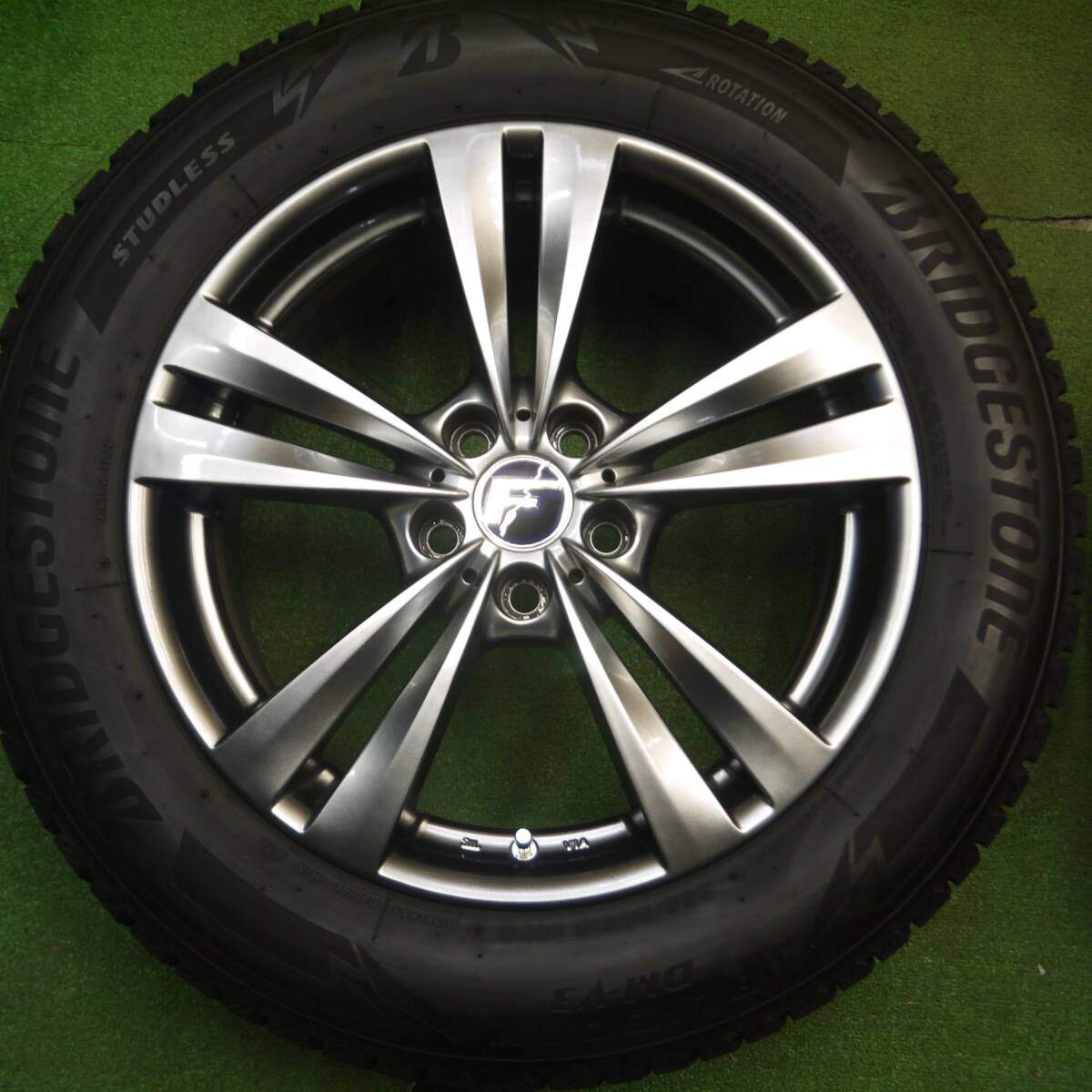 バリ溝!23年!キレイ!9.5分★Lehrmeister L-F LOUNGE 235/60R18 スタッドレス ブリヂストン ブリザック DM-V3 レアマイスター L-Fラウンジ 18インチ PCD114.3/5H★5022111Hス