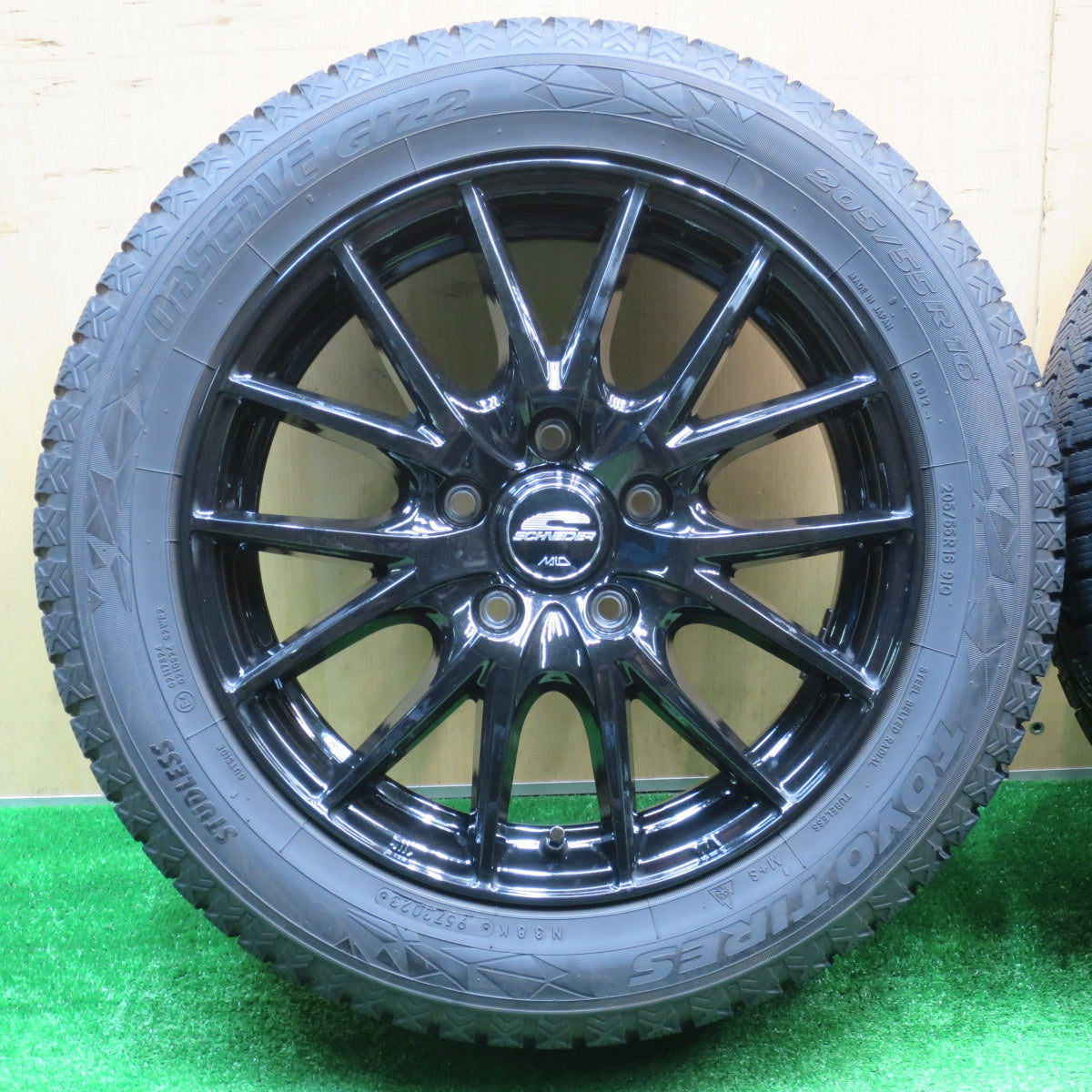 バリ溝!23年!キレイ!9分★スタッドレス 205/55R16 トーヨー オブザーブ GIZ2 SCHNEIDER MiD シュナイダー 16インチ PCD114.3/5H★5102201NJス