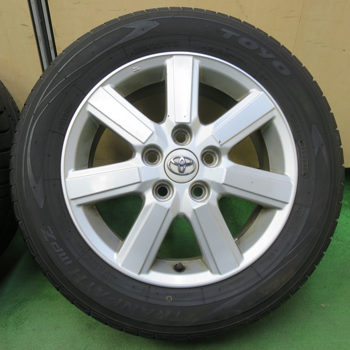 バリ溝!9.5分★トヨタ 70系 ノア ヴォクシー 純正 205/60R16 トーヨー トランパス MPZ 16インチ PCD114.3/5H★5082107イノ
