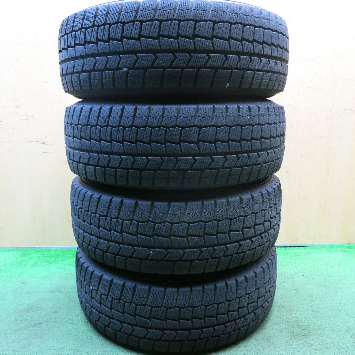 バリ溝!23年!キレイ!9.5分★スタッドレス 215/65R16 ダンロップ ウインターマックス WM02 TOPRUN トップラン 16インチ PCD114.3/5H★5090403HAス