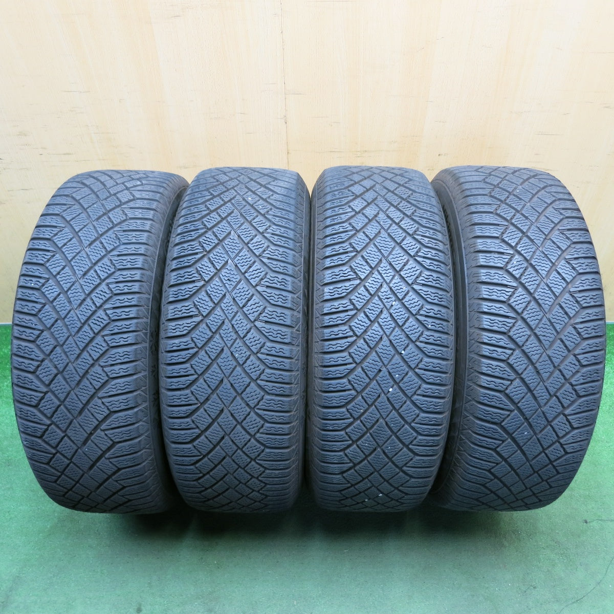 キレイ◎ベンツ 等 EuroPremium Werner 235/60R18 スタッドレス コンチネンタル バイキングコンタクト7 ユーロプレミアム ヴェルナー 18インチ PCD112/5H◎6061413HAス