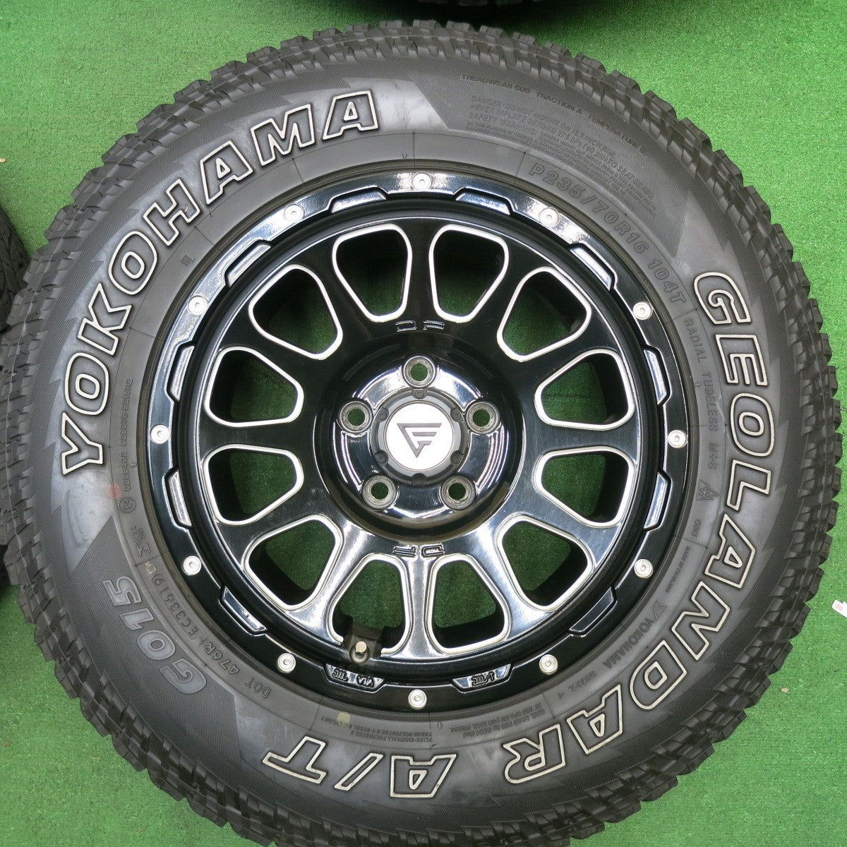 キレイ★DELTA FORCE OVAL CRIMSON 235/70R16 ヨコハマ ジオランダー A/T G015 ホワイトレター デルタフォース オーバル クリムソン PCD114.3/5H★5041807TNノ