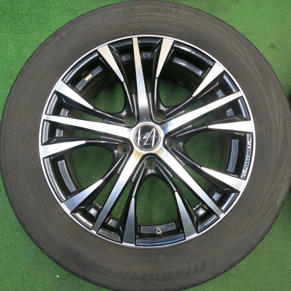 4本価格★LEONIS UC 215/60R17 ヨコハマ ブルーアース RV-02 レオニス 17インチ PCD114.3/5H★5050301HAノ