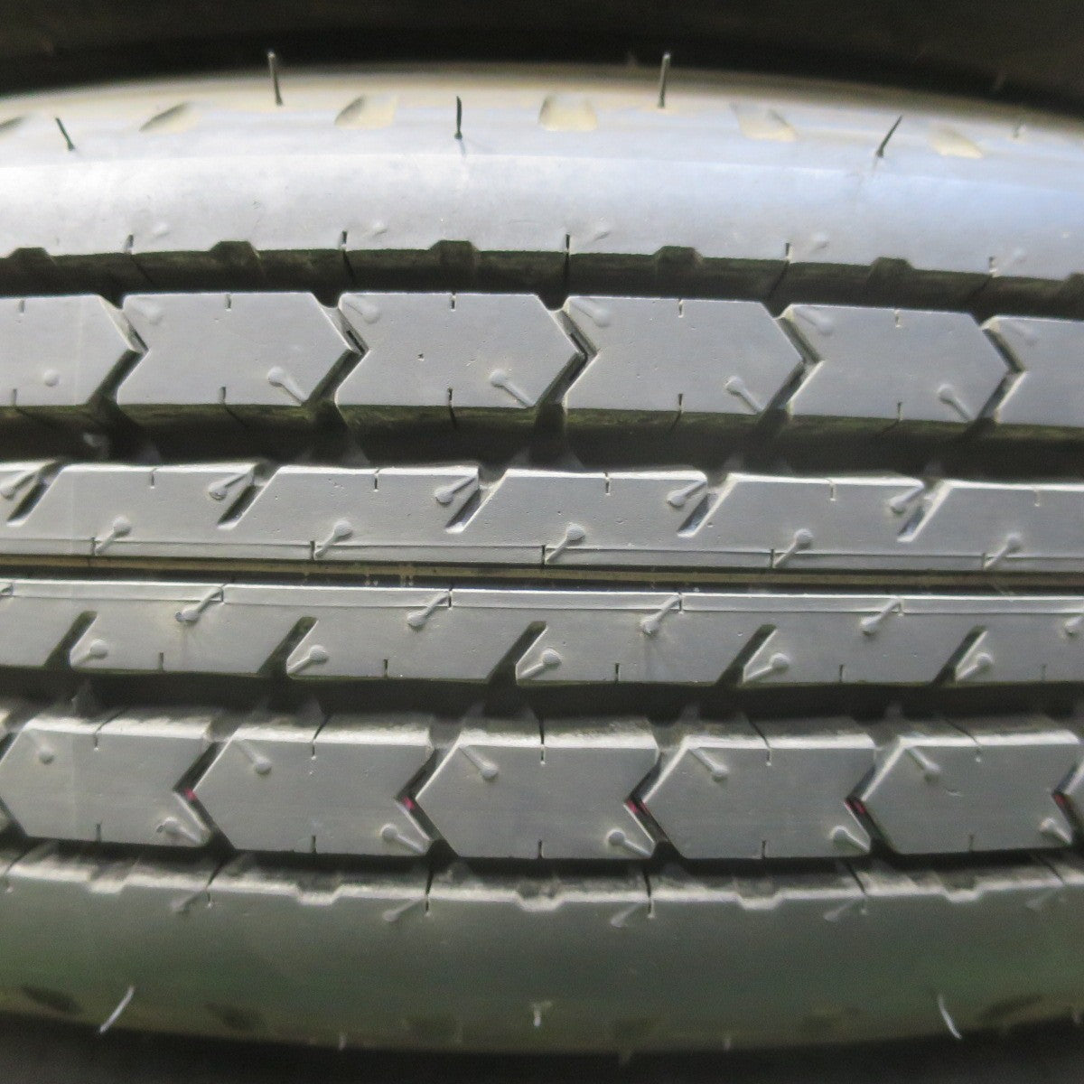 新車外し!25年!ほぼ未使用!6本★トラック タイヤ 225/80R17.5 123/122L ダンロップ SP110 17.5インチ★5122014イノタ