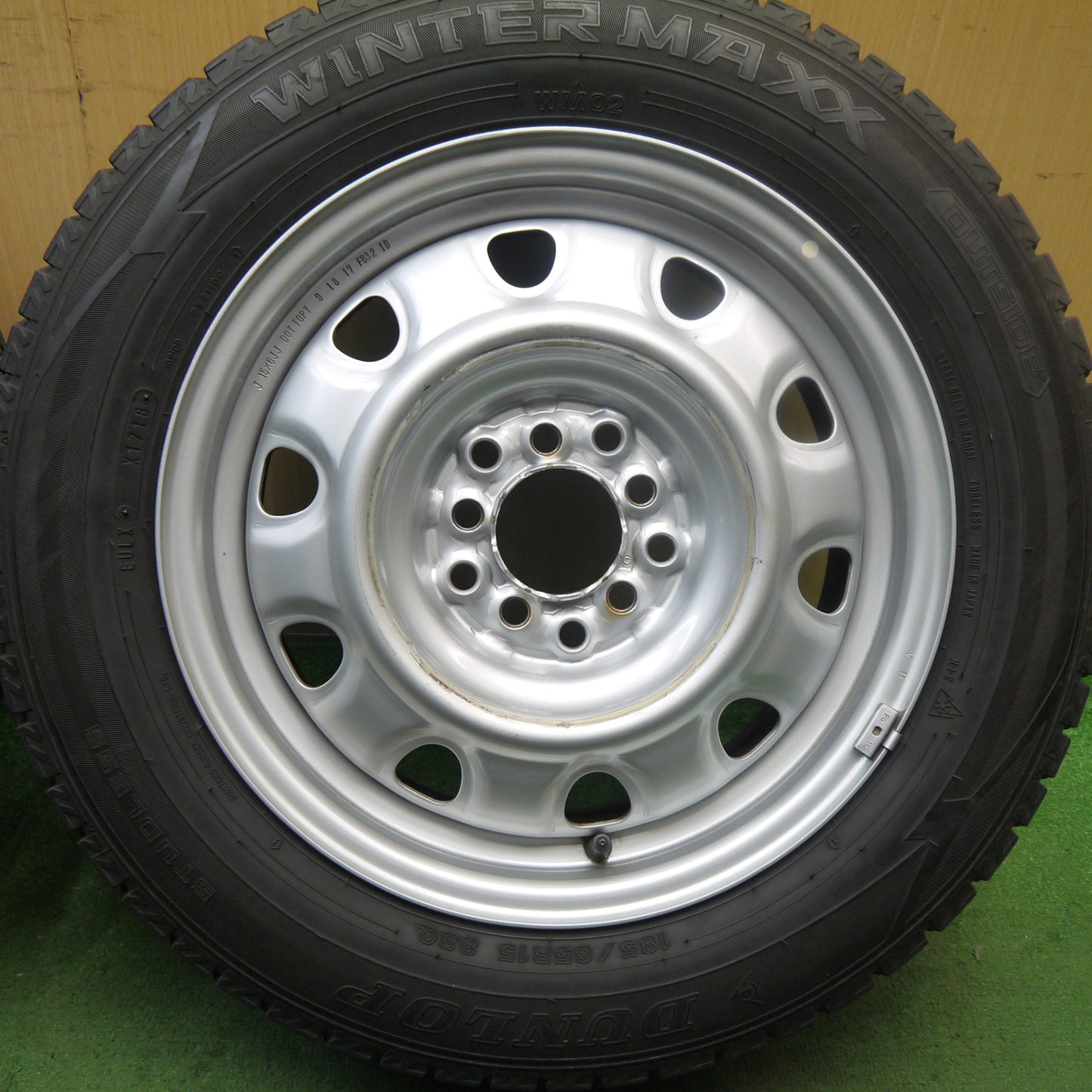 4本価格★スタッドレス 185/65R15 ダンロップ ウインターマックス WM02 スチール ホイール 15インチ PCD100 114.3/5H マルチ★5091602Hス