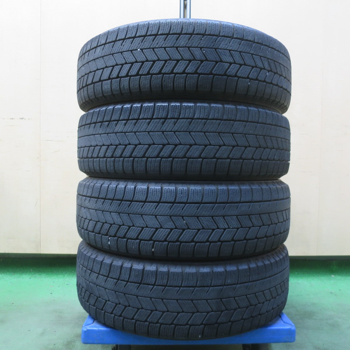 バリ溝!25年!9.5分◎スタッドレス 165/55R15 ブリヂストン ブリザック WZ-1 BALMINUM TR10 バルミナ 15インチ 軽サイズ PCD100/4H◎6100906イス