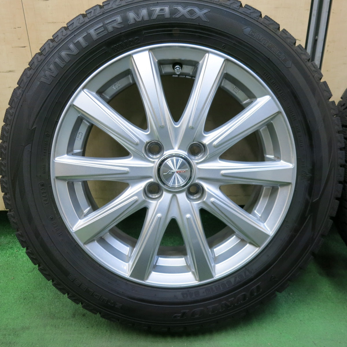 バリ溝!23年!キレイ!ほぼ10分★スタッドレス 175/65R15 ダンロップ ウインターマックス WM02 JOKER ジョーカー 15インチ PCD100/4H★5091106SKス