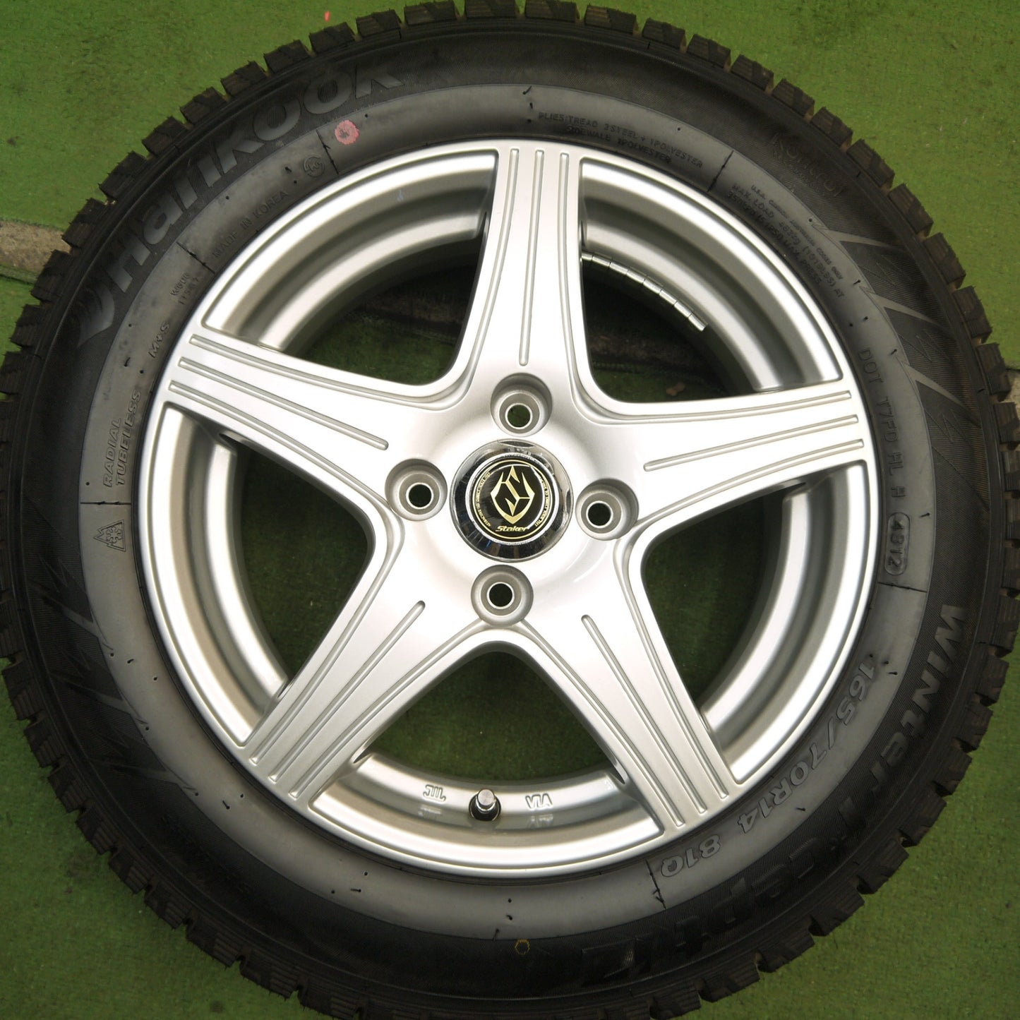 未使用★スタッドレス 165/70R14 ハンコック ウインター アイセプト IZ Staker 14インチ PCD100/4H★5081802Hス