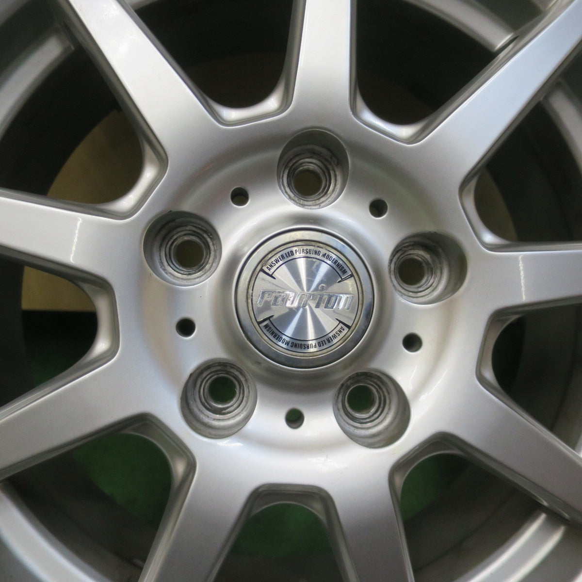 バリ溝!9分★スタッドレス 195/65R15 ダンロップ ウインターマックス WM02 ravrion ラブリオン 15インチ PCD114.3/5H★6020407イス