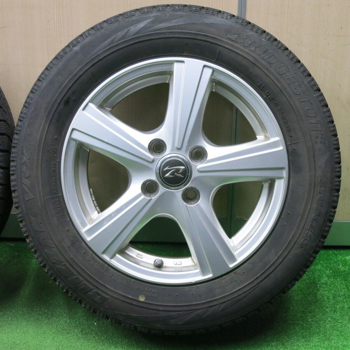 4本価格★スタッドレス 165/70R14 ブリヂストン ブリザック VRX Treffer トレファー 14インチ PCD100/4H★4121101NJス