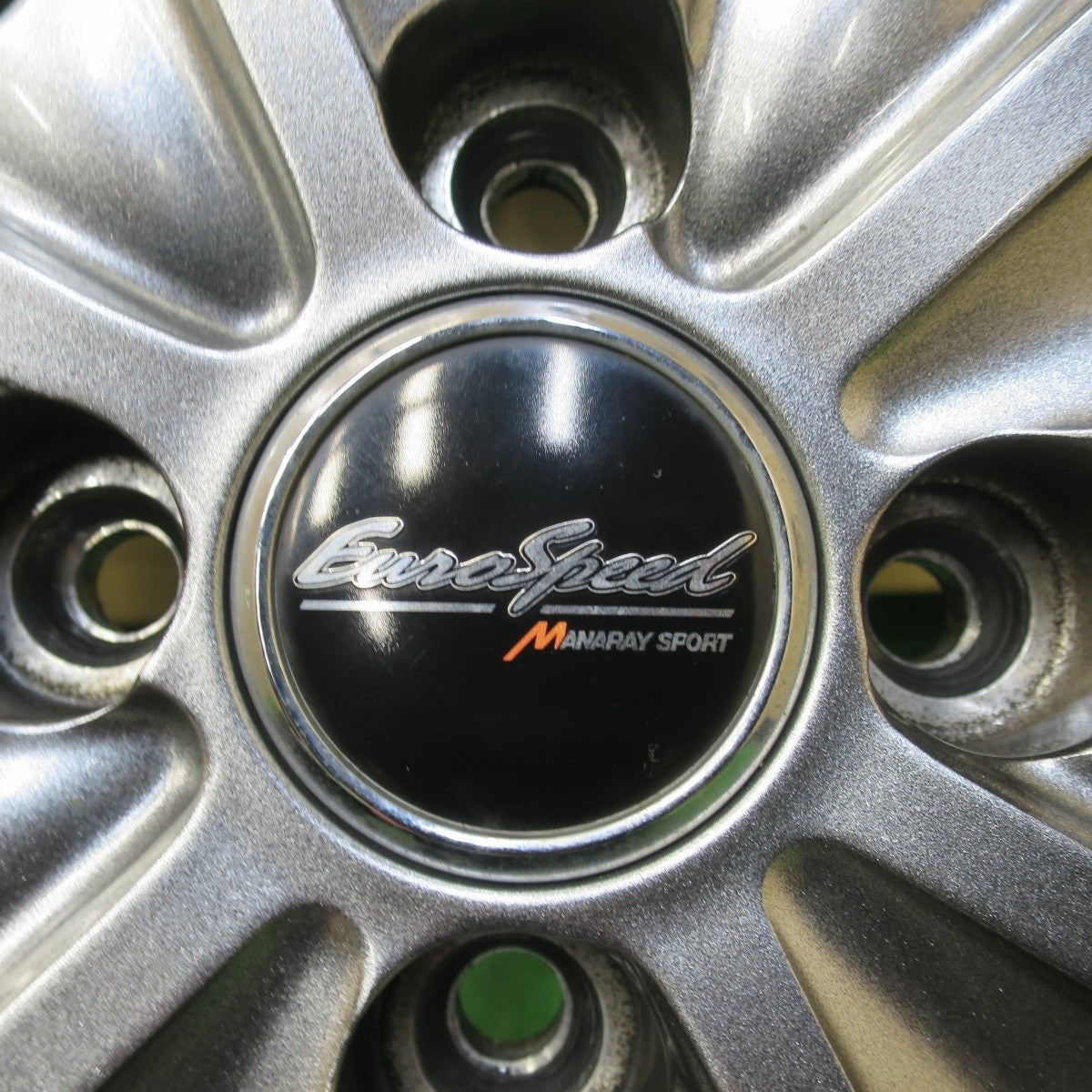 バリ溝!22年!キレイ!9.5分★スタッドレス 175/65R15 ダンロップ ウインターマックス WM02 EuroSpeed MANARAY SPORT ユーロスピード 15インチ PCD100/4H★5032204イス