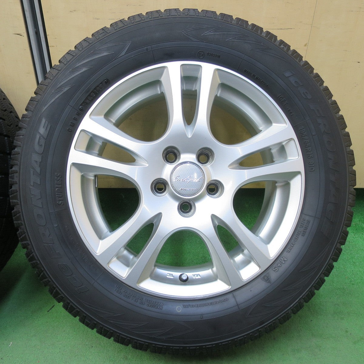 バリ溝!9.5分★プリウス 等 195/65R15 スタッドレス アイスフロンテージ EuroSpeed MANARAY SPORT ユーロスピード 15インチ PCD100/5H★5051507イス
