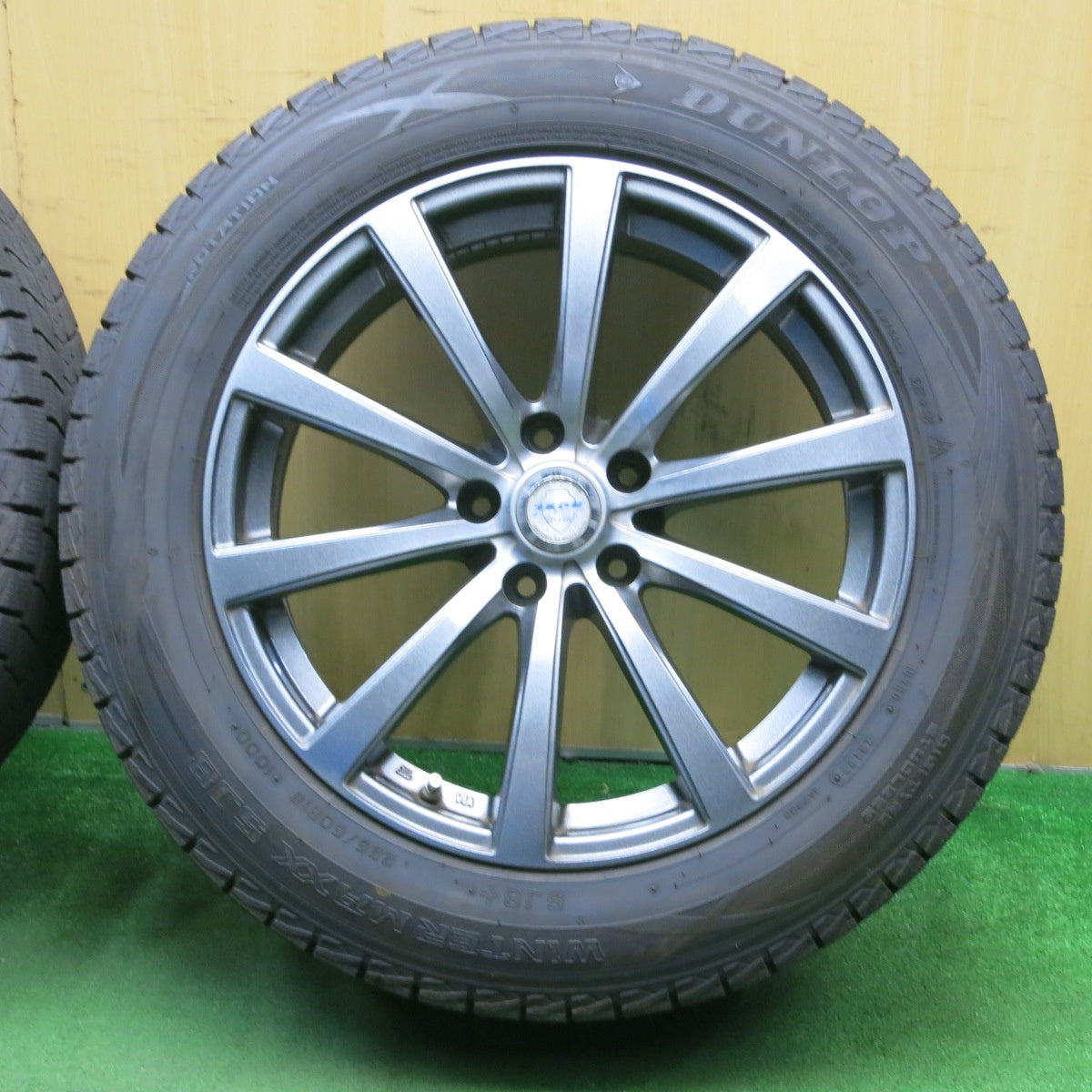 バリ溝!22年!9.5分以上★スタッドレス 225/60R18 ダンロップ ウインターマックス SJ8 SJ8+ ZACK JP-110 MONZA ザック 18インチ PCD114.3/5H★5050403NJス