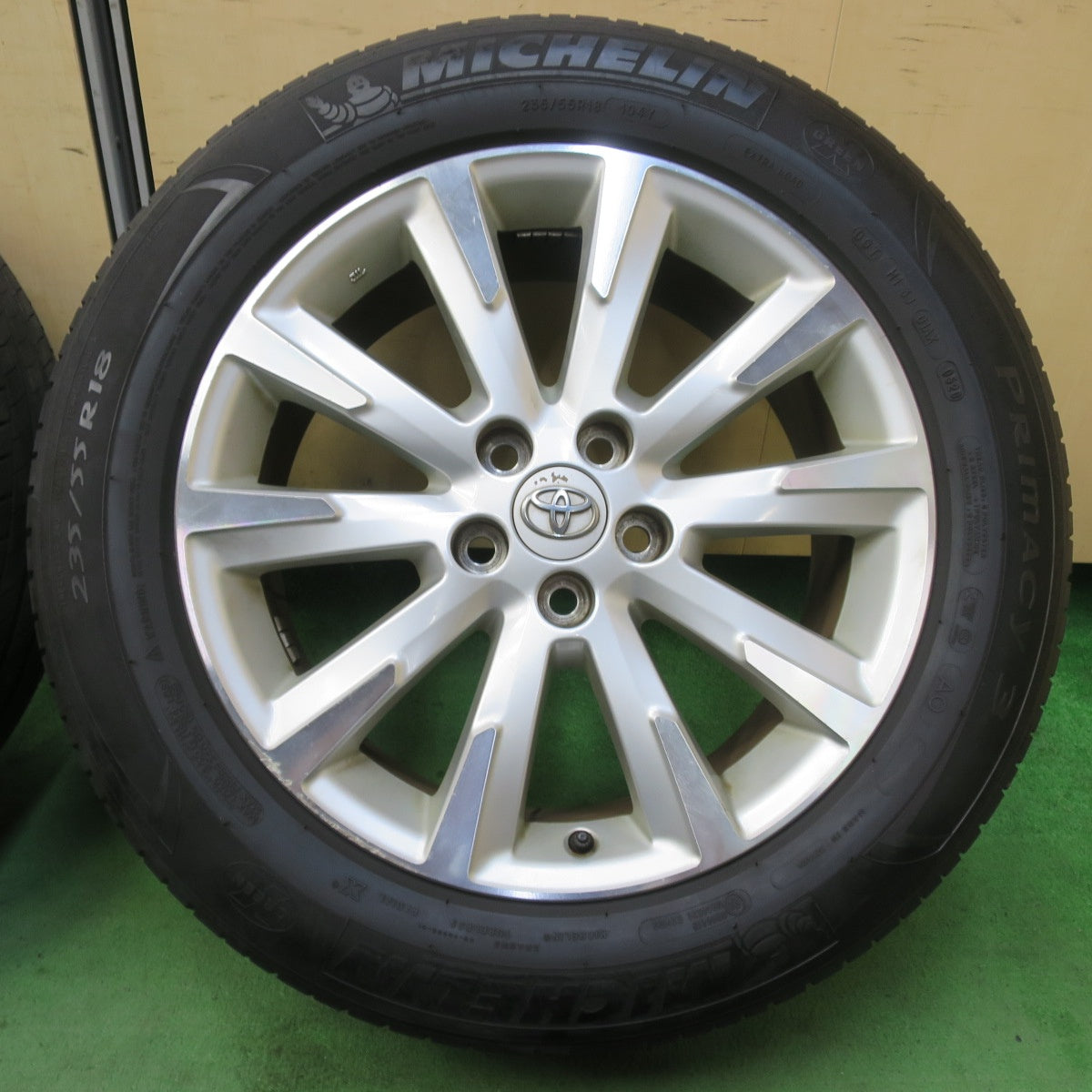 4本価格★トヨタ ヴァンガード 純正 235/55R18 ミシュラン プライマシー3 18インチ PCD114.3/5H★5050214イノ