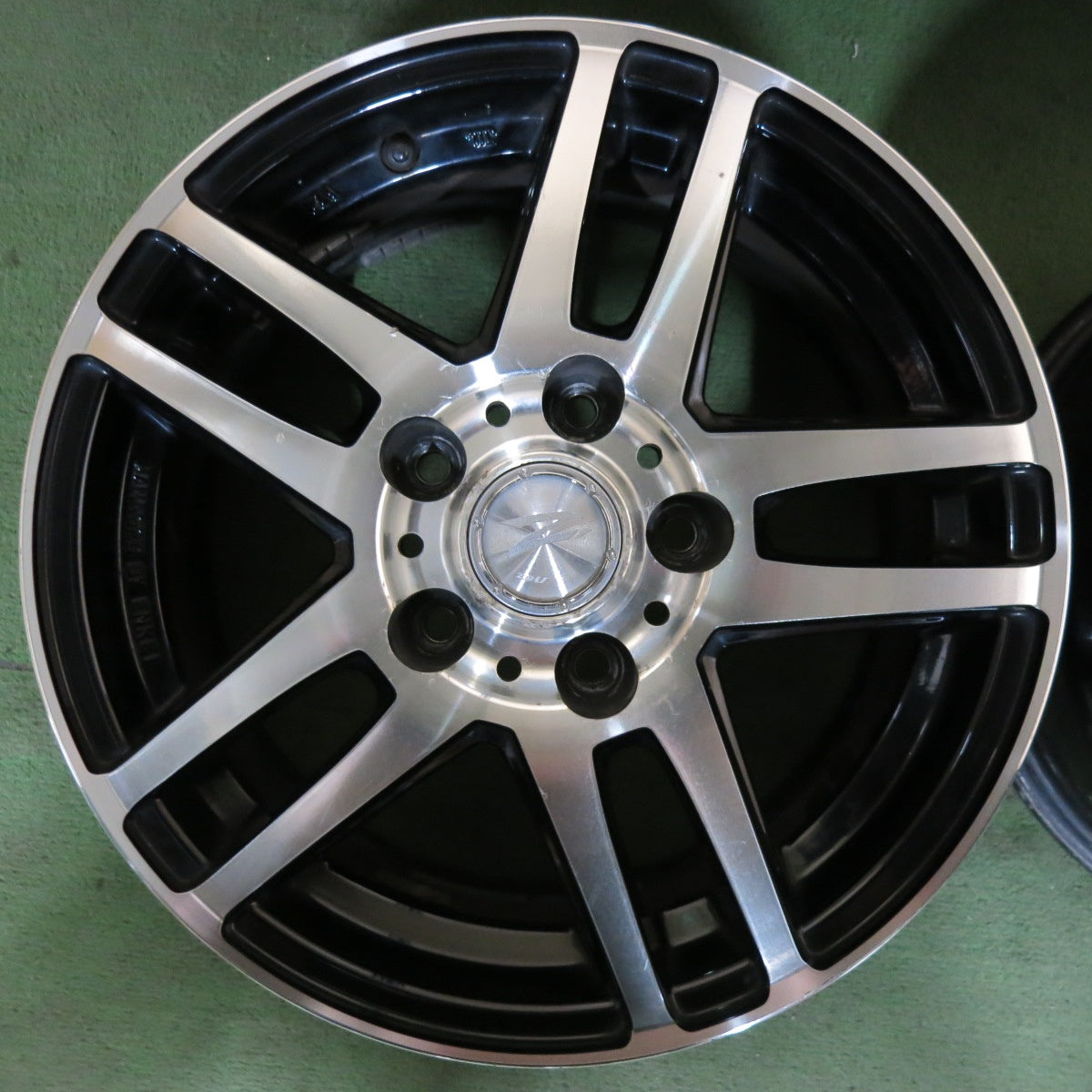 4本価格★ZOLF ゾルフ 15インチ ホイール 15×6J PCD114.3/5H★5051307SYホ