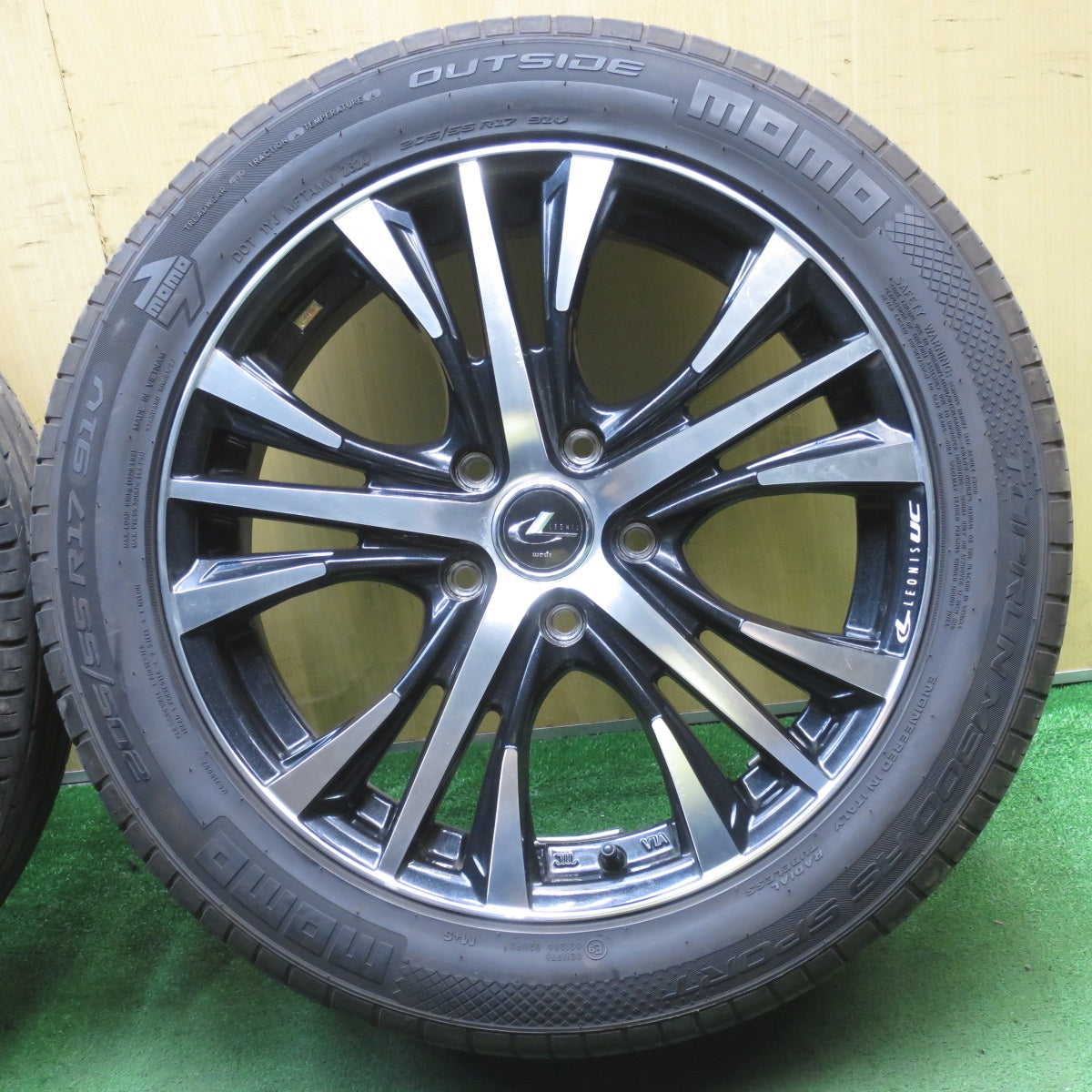 バリ溝!24年!9.5分★LEONIS UC 205/55R17 モモ トップラン M300 AS SPORT 17インチ レオニス PCD114.3/5H★5063001NJノ