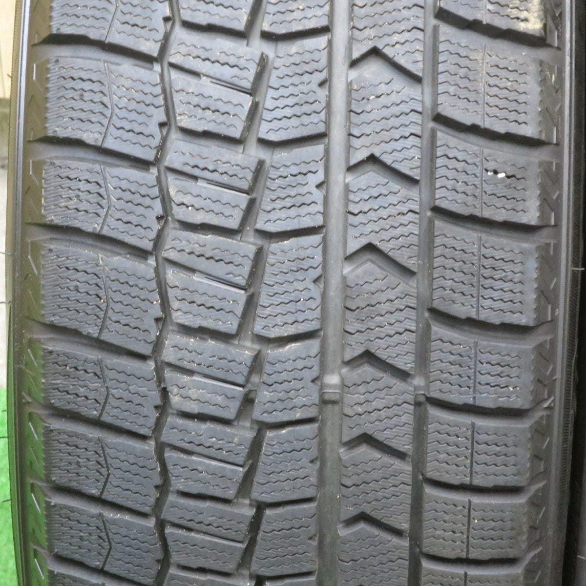 バリ溝!24年!キレイ!9.5分以上★BMW MINI 等 KELLENERS Mainz 225/55R17 スタッドレス ダンロップ ウインターマックス WM02 ケレナーズ マインツ 17インチ PCD112/5H★5090406TTス