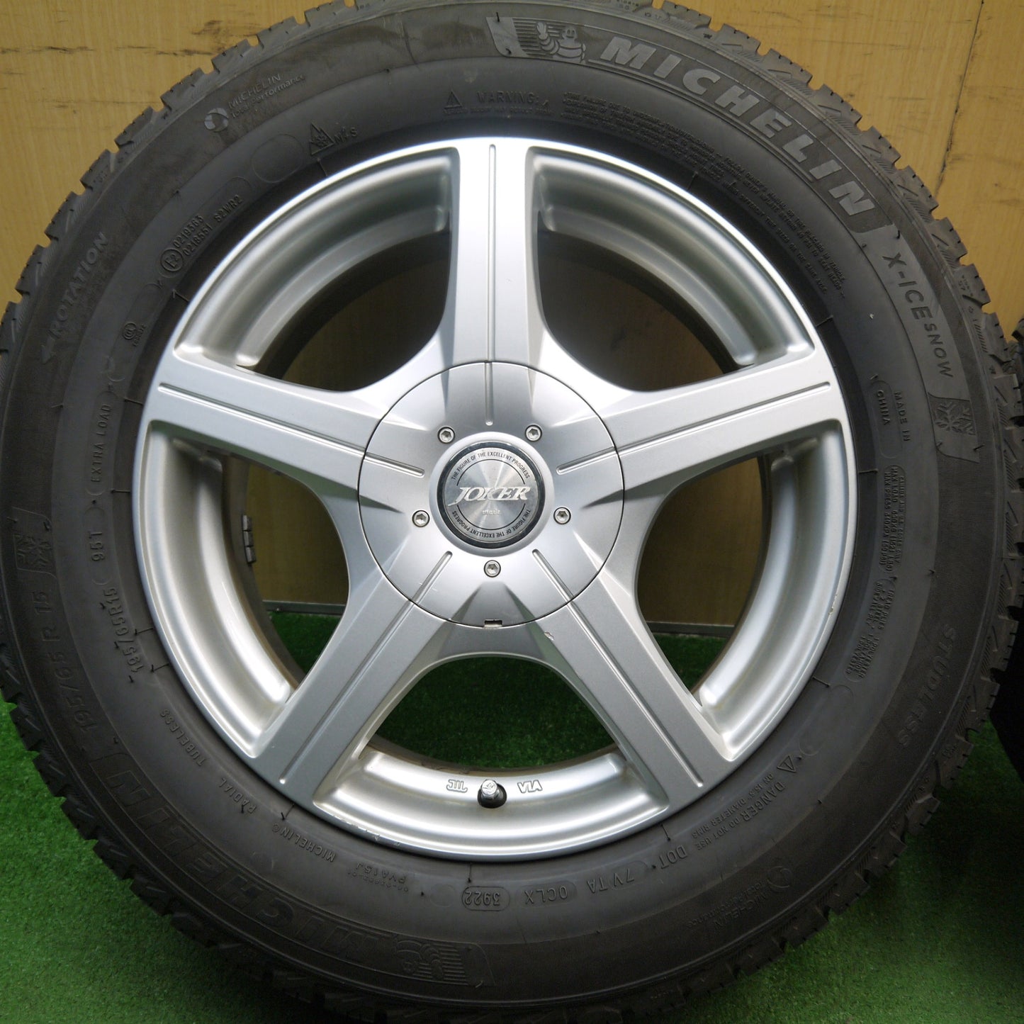 超バリ溝!22年!ほぼ10分★スタッドレス 195/65R15 ミシュラン X-ICE SNOW JOKER ジョーカー 15インチ PCD100 114.3/5H マルチ★5050707Hス