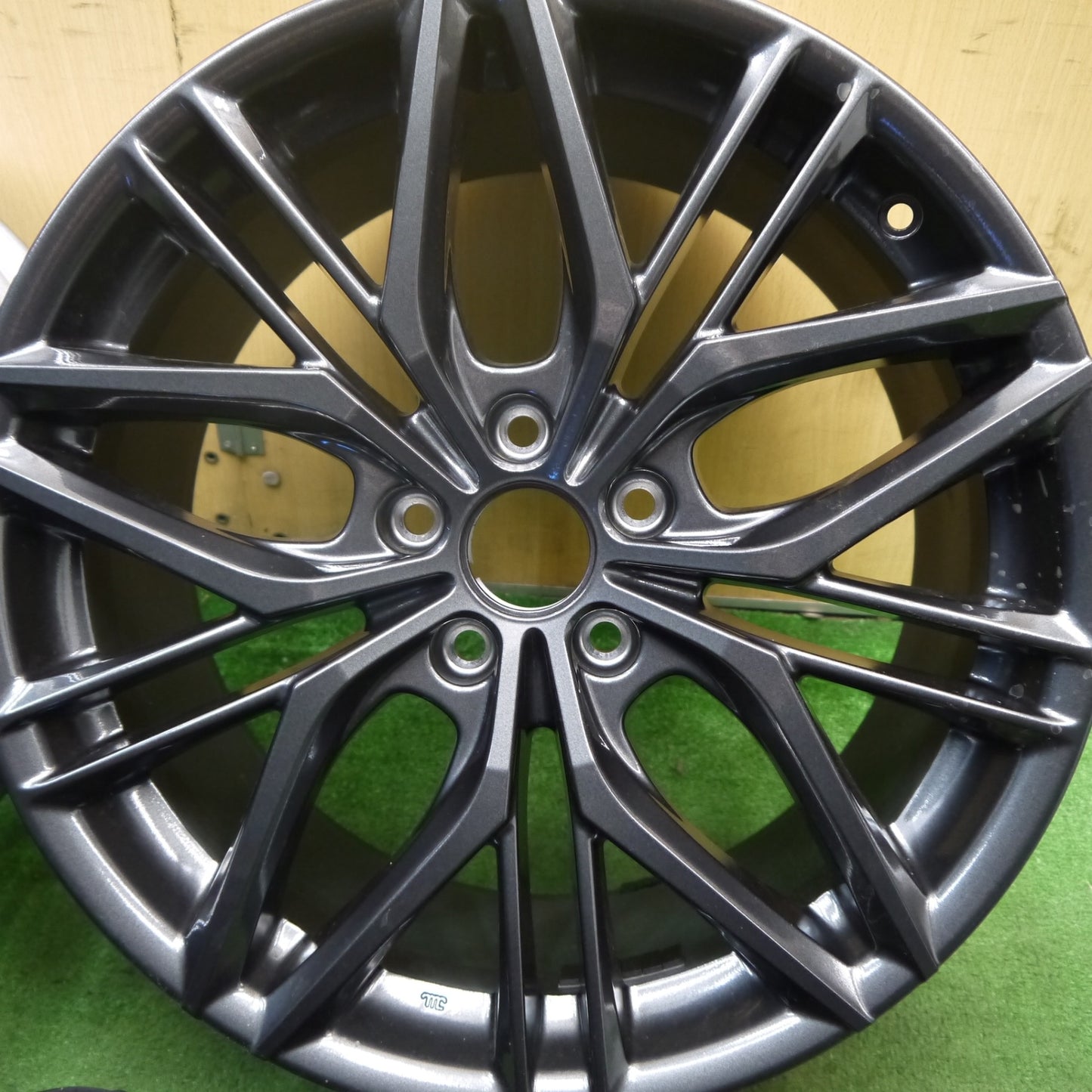 新車外し★レクサス IS 500 Fスポーツ パフォーマンス 純正 ホイール 19インチ 19×8.5J 19×9.5J PCD114.3/5H★5052304Hホ
