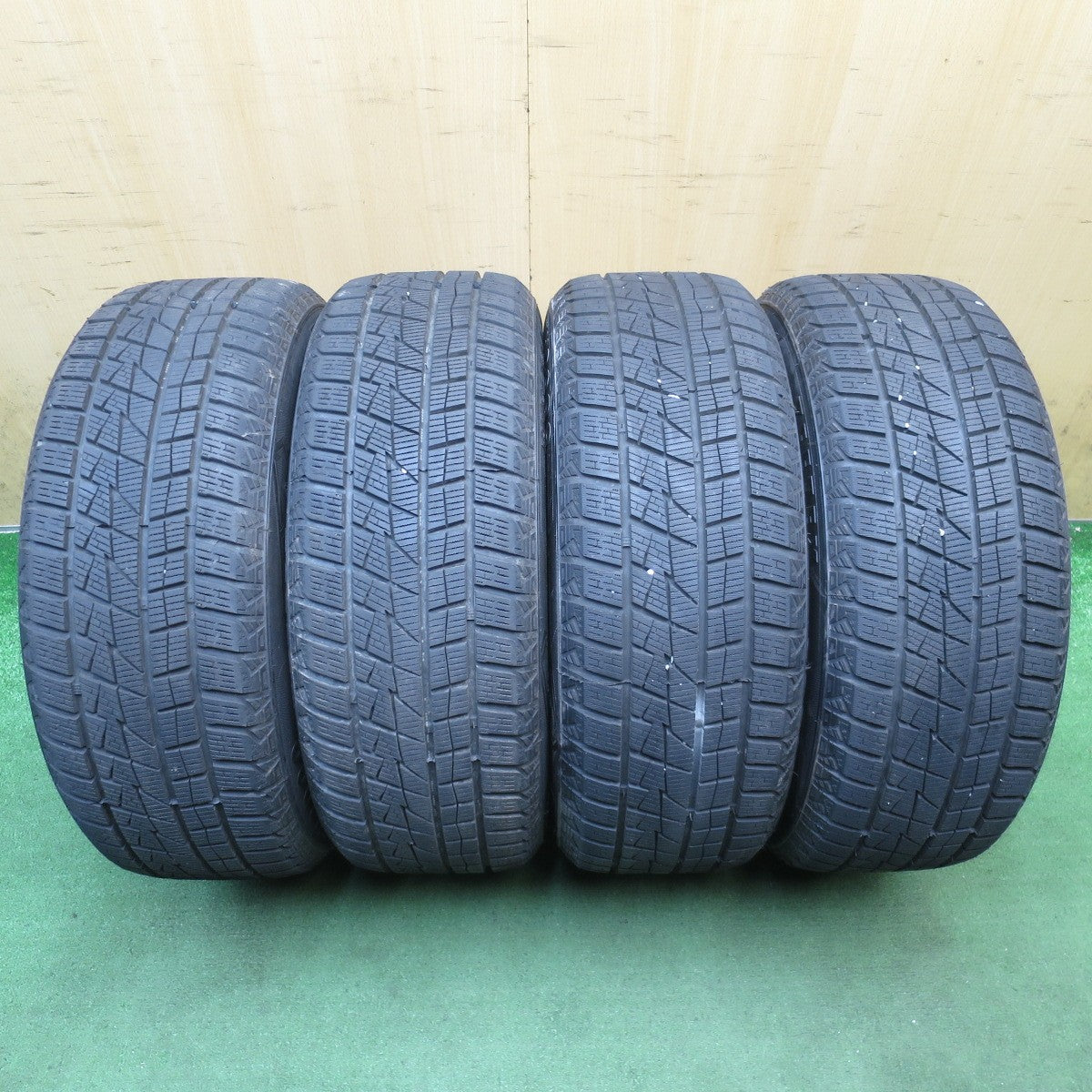 バリ溝!24年!キレイ!9.5分以上◎ボルボ V60 純正 HERA 215/55R16 スタッドレス ジーテックス WH2000 ヘラ 16インチ PCD108/5H◎6092907NJス