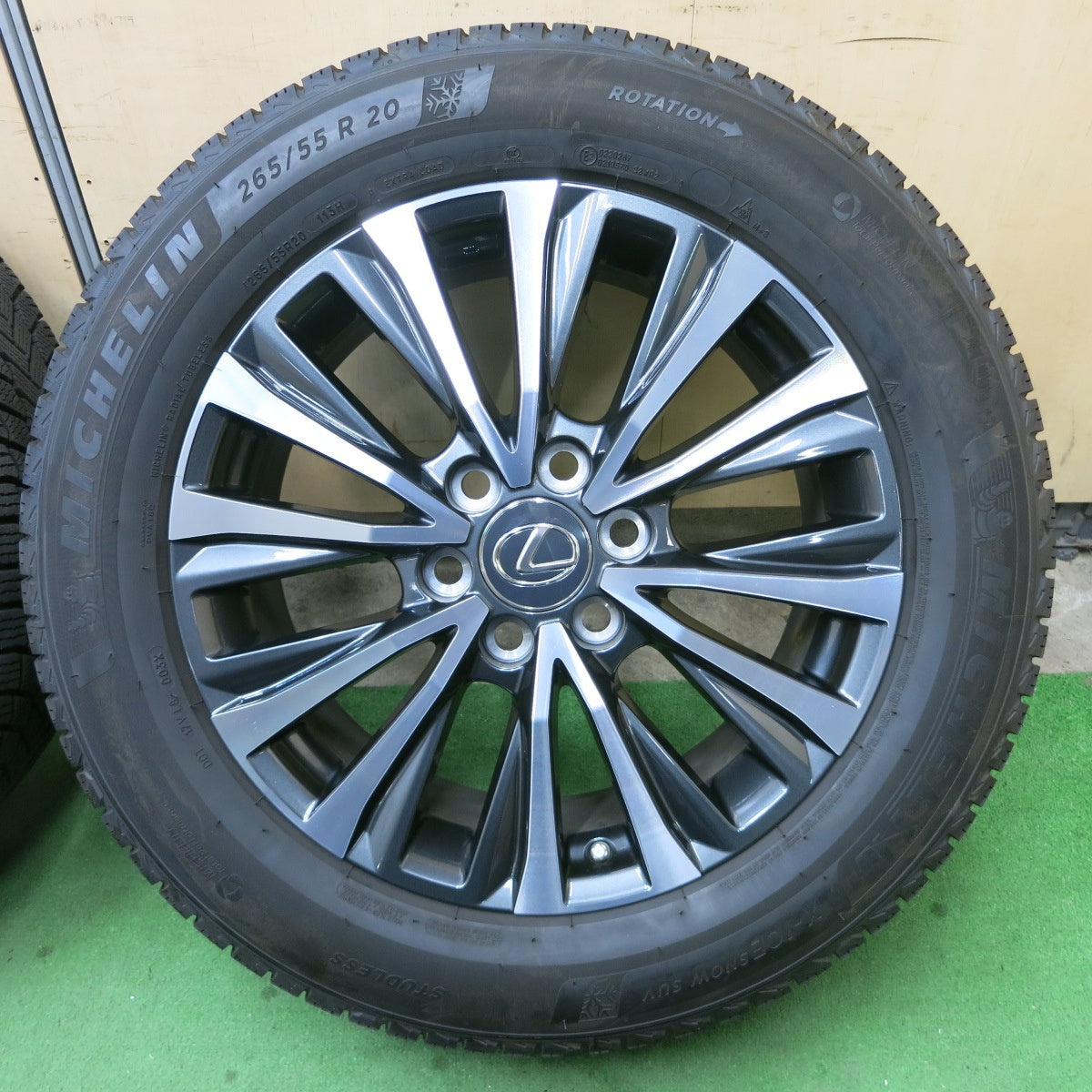 センサー付!バリ溝!23年!キレイ!9.5分以上★レクサス LX 600 純正 265/55R20 スタッドレス ミシュラン X-ICE SNOW SUV 20インチ PCD139.7/6H★5041101ナス