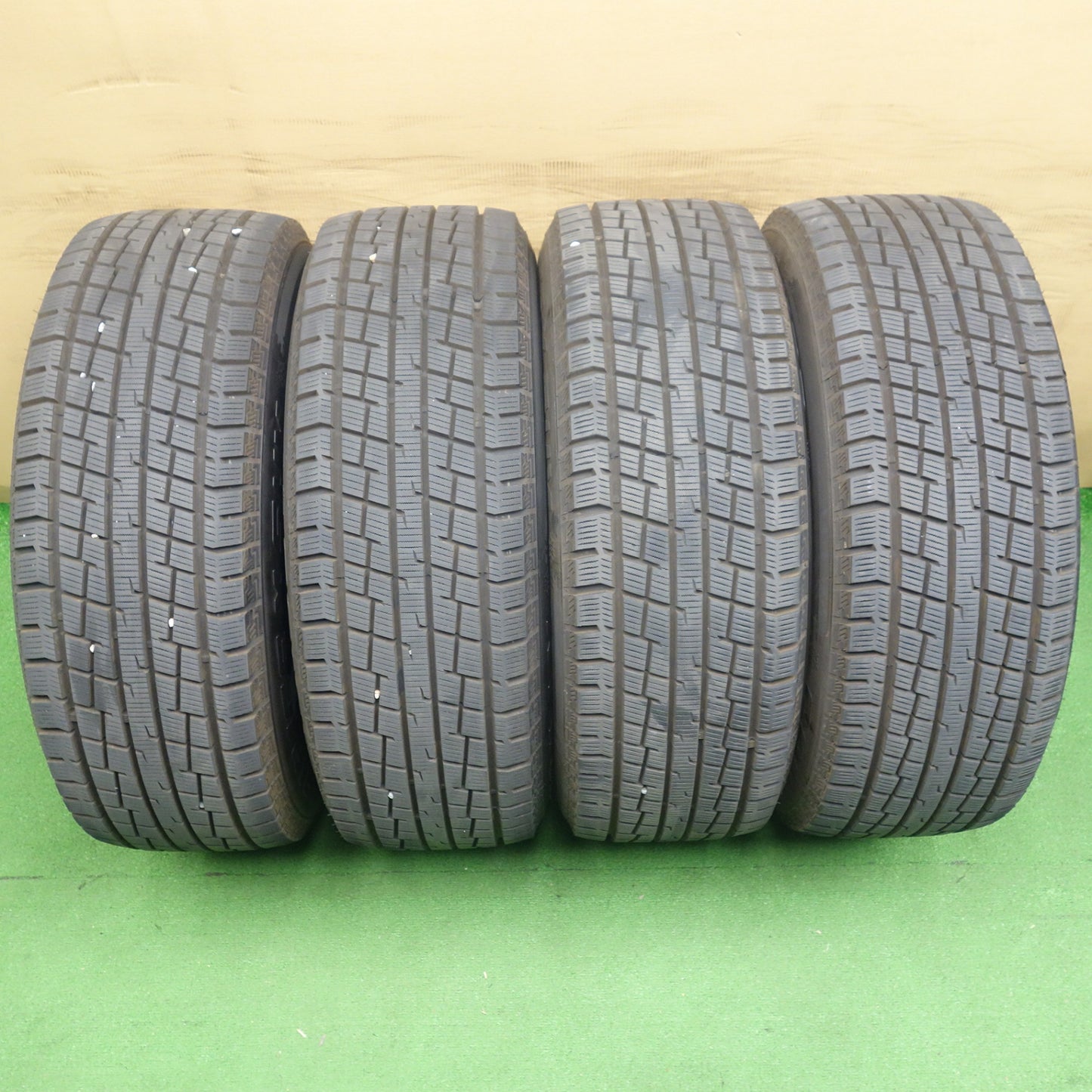 バリ溝!23年!キレイ!9.5分以上◎スタッドレス 235/60R18 グリップマックス GRIP ICE X SUV LEHRMEISTER LF-FORCE レアマイスター LFフォース 18インチ PCD114.3/5H◎6060301KTス