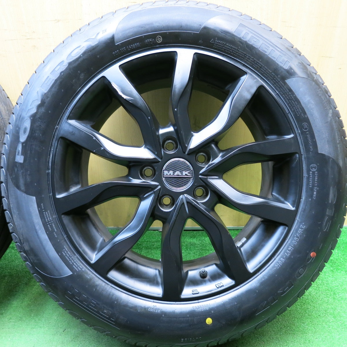 タイヤ未使用!24年★MAK KOLN 215/60R17 ピレリ POWERGY マック ケルン パワジー 17インチ PCD114.3/5H★5053109HAノ