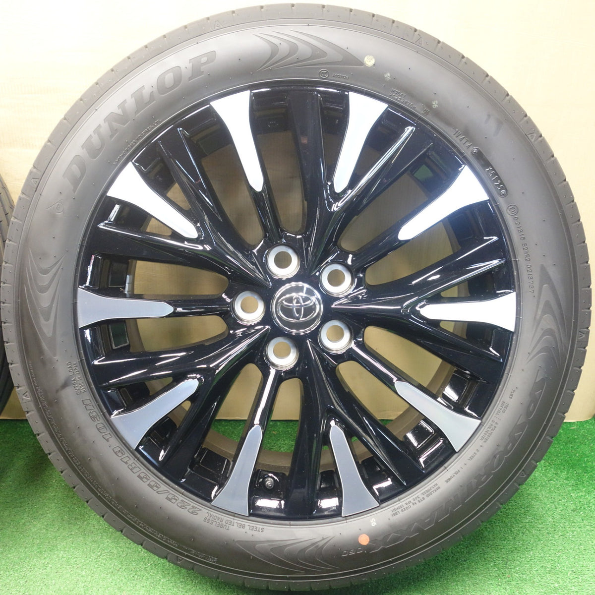 新車外し!25年★トヨタ 40系 アルファード ヴェルファイア エグゼクティブ 純正 225/55R19 ダンロップ SPスポーツマックス 060 19インチ PCD120/5H★6031101KTノ