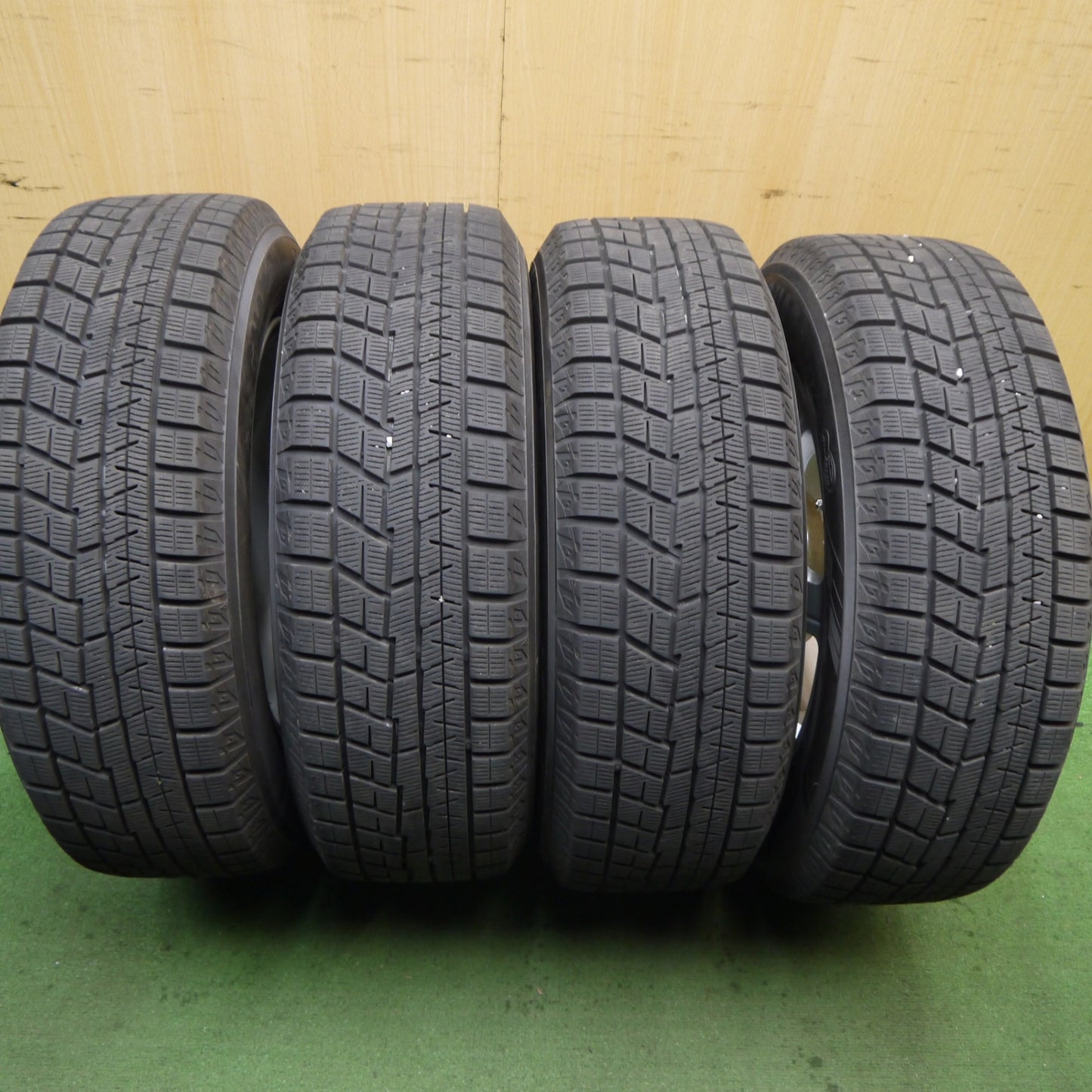 バリ溝!23年!9.5分★プリウス 等 195/65R15 スタッドレス ヨコハマ アイスガード iG60 FEID G6 フェイド 15インチ PCD100/5H★5091601Hス