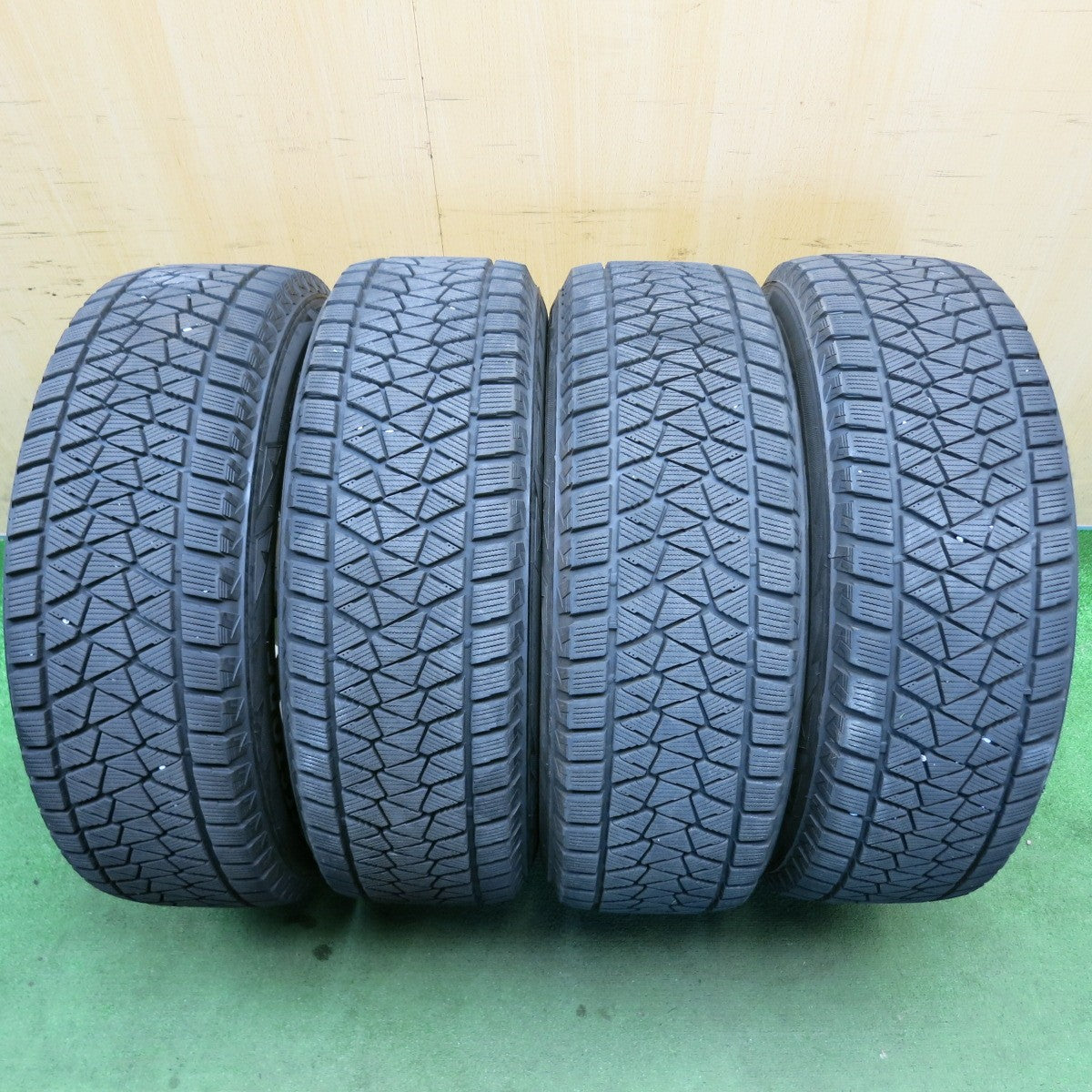 4本価格◎スタッドレス 225/65R17 ブリヂストン ブリザック DM-V2 NEXTA ネクスタ 17インチ PCD114.3/5H◎6070203HAス