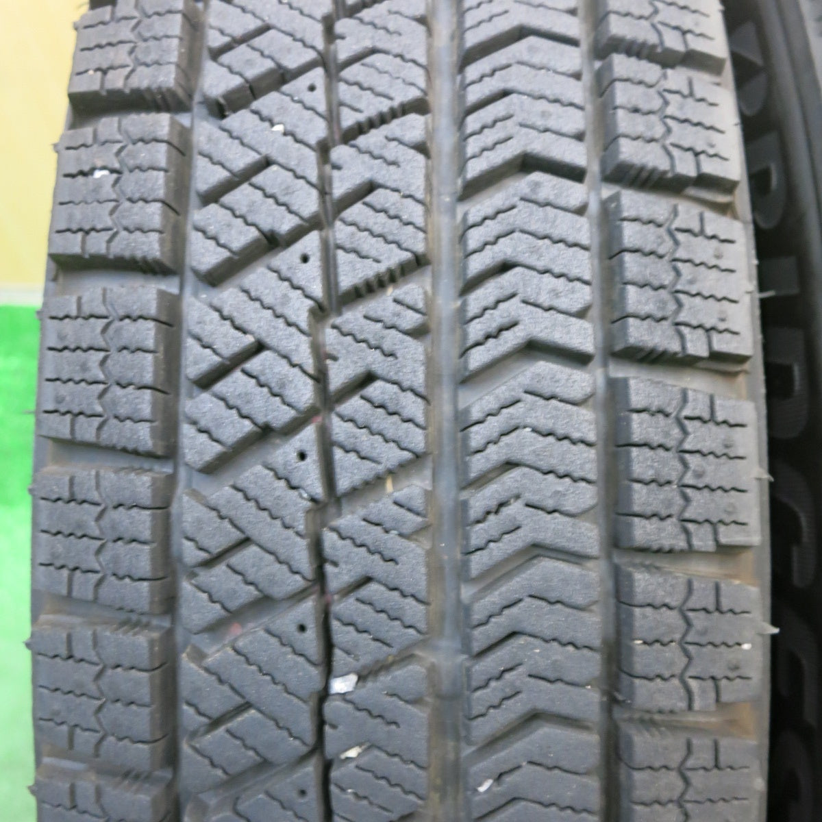 バリ溝!22年!キレイ!9.5分★スタッドレス 145/80R13 ブリヂストン ブリザック VRX2 EUROMAGIC ユーロマジック 13インチ PCD100/4H★5062707AKス