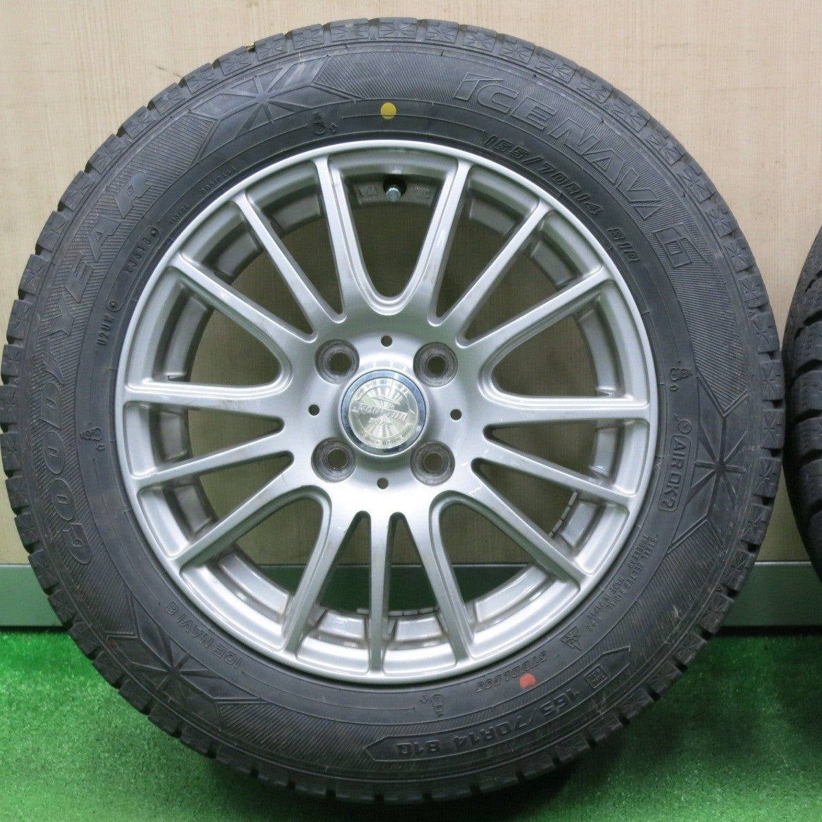 バリ溝!9分★スタッドレス 165/70R14 グッドイヤー アイスナビ6 ravrion selzer ラブリオン 14インチ PCD100/4H★5012104NJス