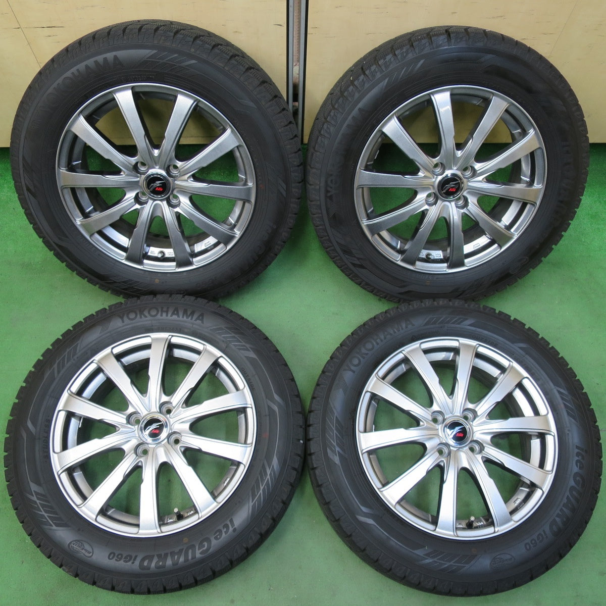 バリ溝!23年!キレイ!9.5分★スタッドレス 195/65R16 ヨコハマ アイスガード iG60 Fang ファング 16インチ PCD100/4H★5040910イス