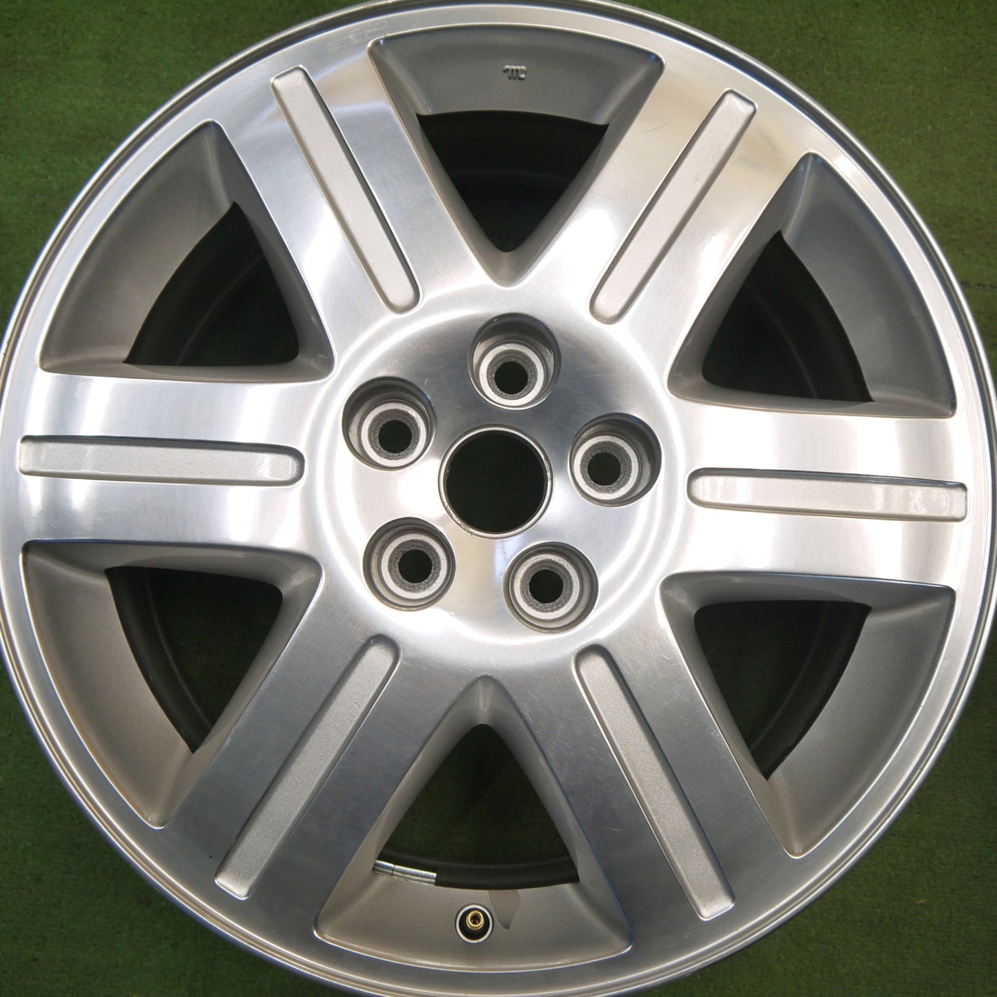 4本価格★クライスラー 300 純正 ホイール 18インチ 18×7.5J Chrysler PCD114.3/5H★6040309Hホ