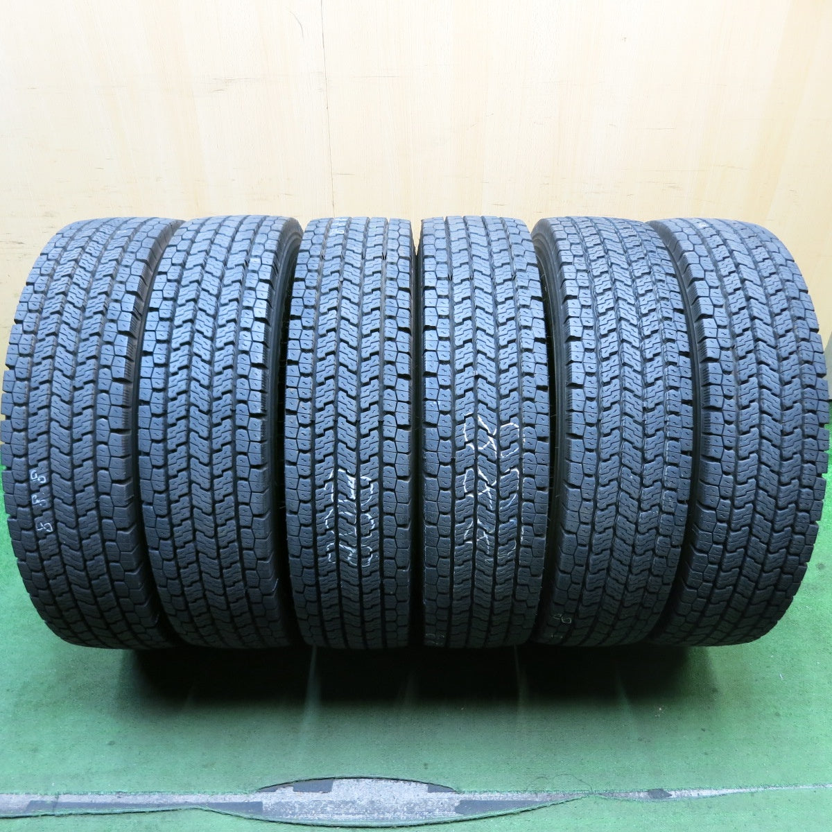 バリ溝!9分!6本★トラック タイヤ 225/80R17.5 123/122L スタッドレス ヨコハマ ZEN 902ZE 17.5インチ★5090601HAスタ