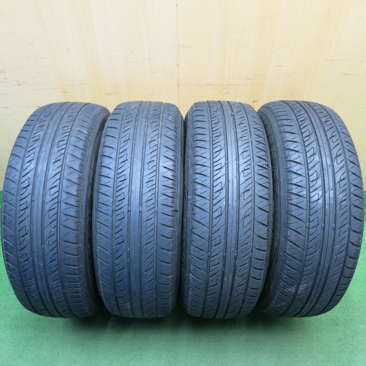4本価格★トヨタ RAV4 ハリアー ヴァンガード 等 純正 225/65R17 ダンロップ グラントレック PT2 17インチ PCD114.3/5H★6040511HAノ