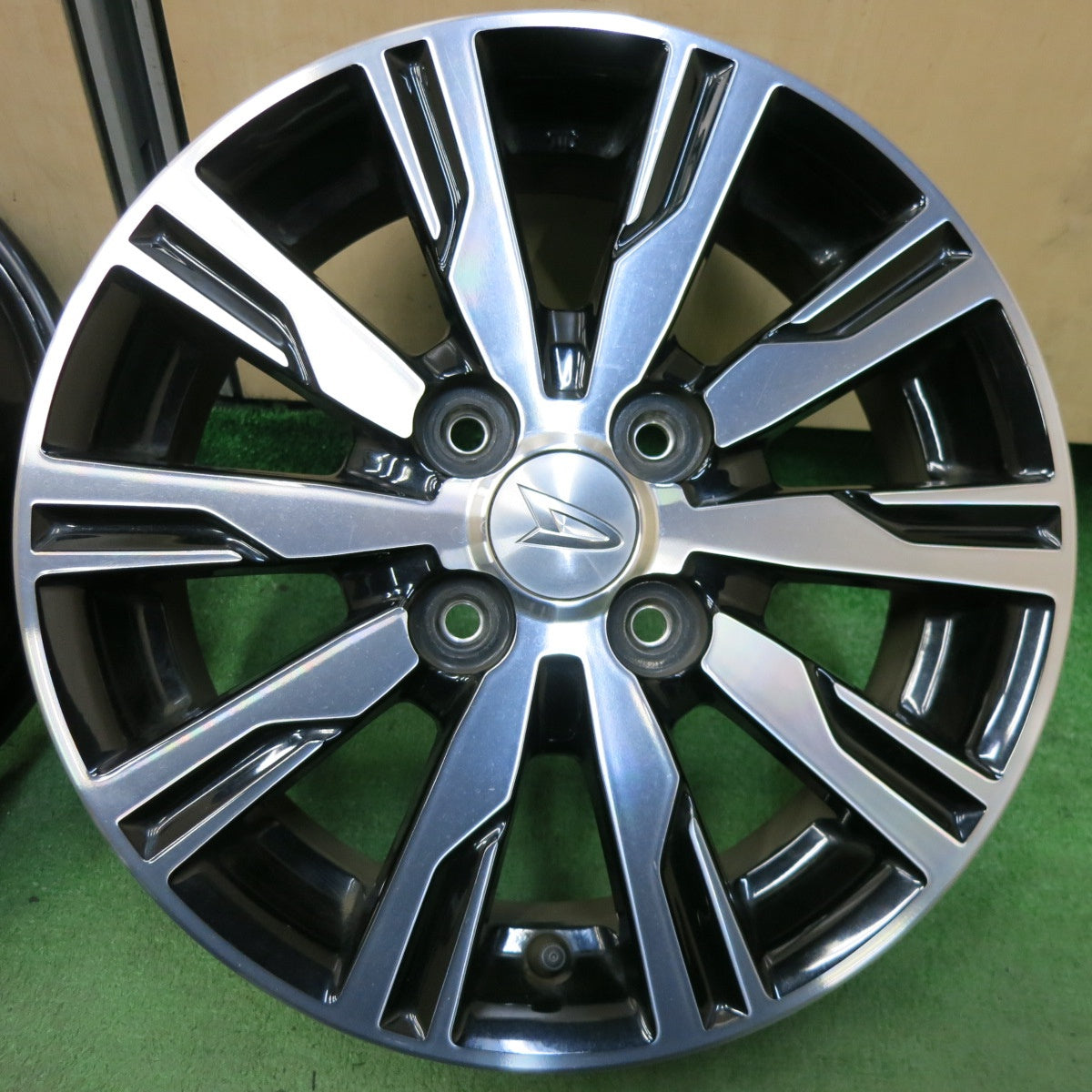 キレイ★ダイハツ タント カスタム 純正 ホイール 14インチ 14×4.5J PCD100/4H★5042515SYホ