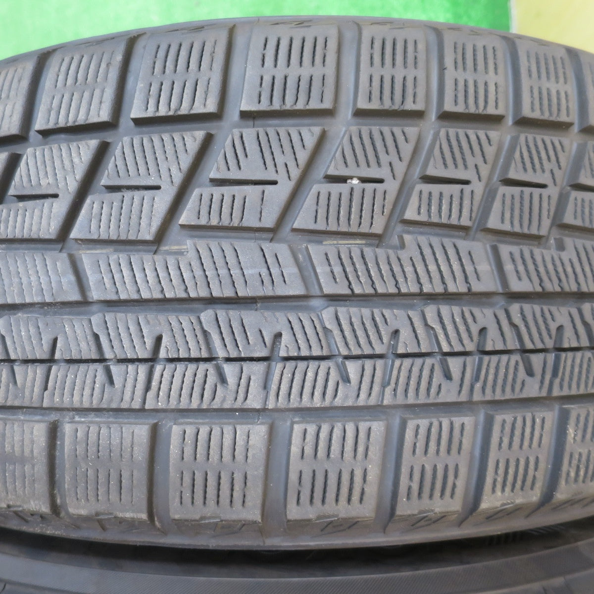バリ溝!22年!キレイ!ほぼ10分★スタッドレス 225/60R17 ヨコハマ アイスガード iG60 MiLLOUS ミルアス 17インチ PCD114.3/5H★5051901NJス