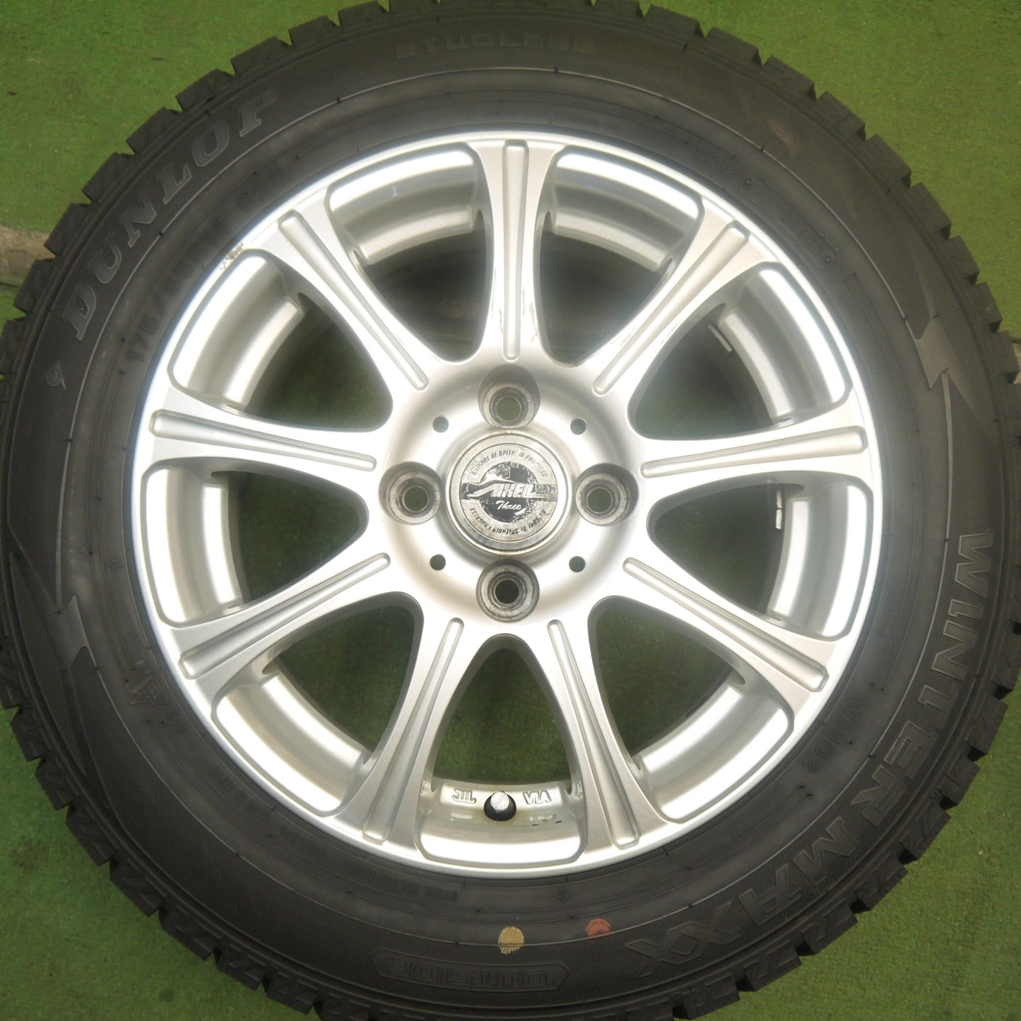バリ溝!23年!キレイ!9.5分★スタッドレス 175/65R14 ダンロップ ウインターマックス WM02 AXEL Three アクセル 14インチ PCD100/4H★5082606Hス