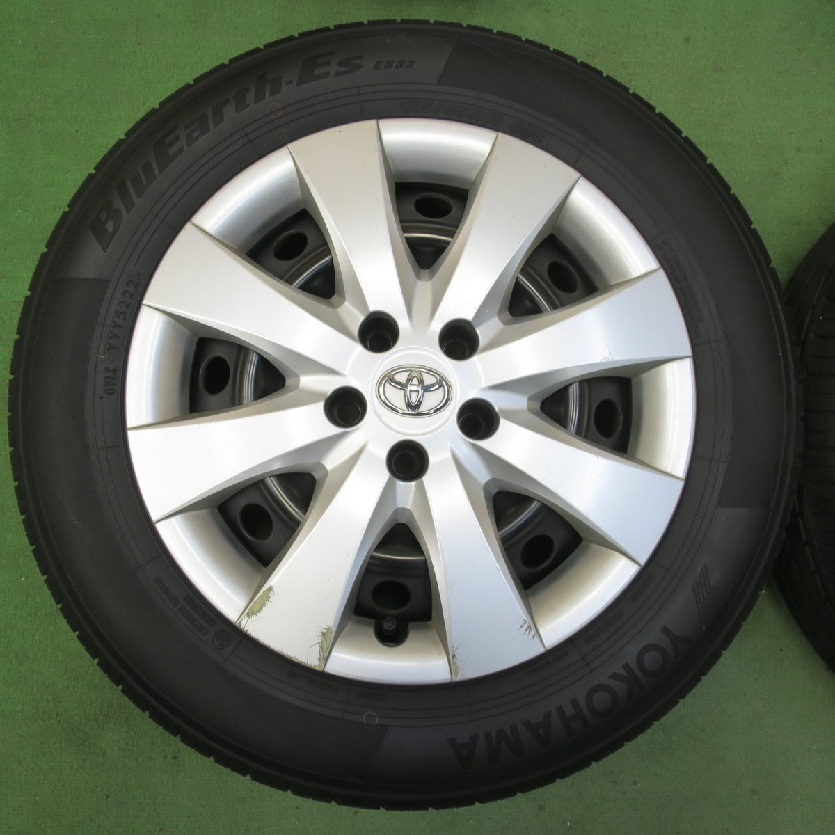 バリ溝!22年!8.5分★トヨタ プレミオ 純正 スチール 185/65R15 ヨコハマ BluEarth-ES ES32 15インチ PCD100/5H★5082105イノ