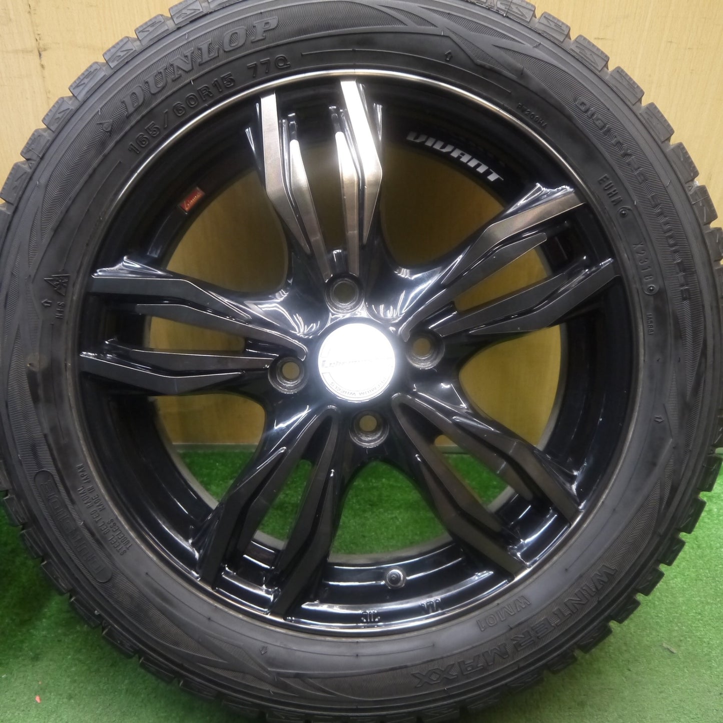 バリ溝!8.5分★Lehrmeister VIVANT 165/60R15 スタッドレス ダンロップ ウインターマックス WM01 レアマイスター ヴィヴァン ハスラー ソリオ 等 PCD100/4H★5090305Hス