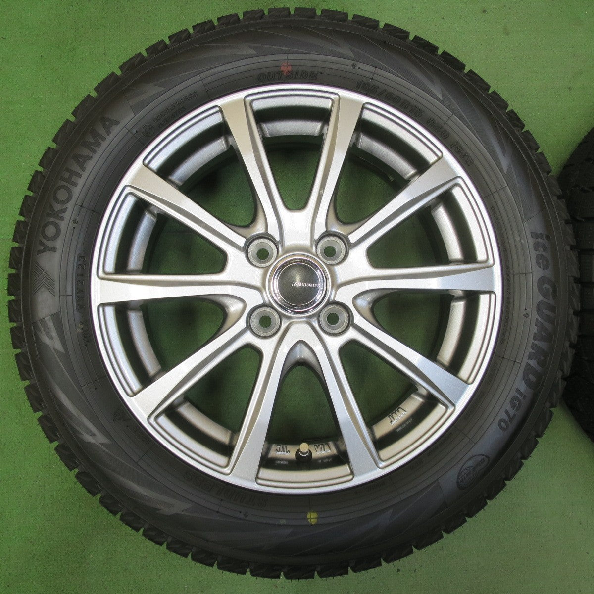 未使用!23年★スタッドレス 185/60R15 ヨコハマ アイスガード iG70 MiLLOUS ミルアス 15インチ PCD100/4H★5080802イス