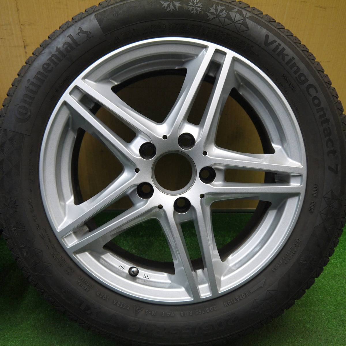 キレイ★ベンツ 等 205/55R16 スタッドレス コンチネンタル バイキング コンタクト7 社外 アルミ 16インチ PCD112/5H★6011401Hノ